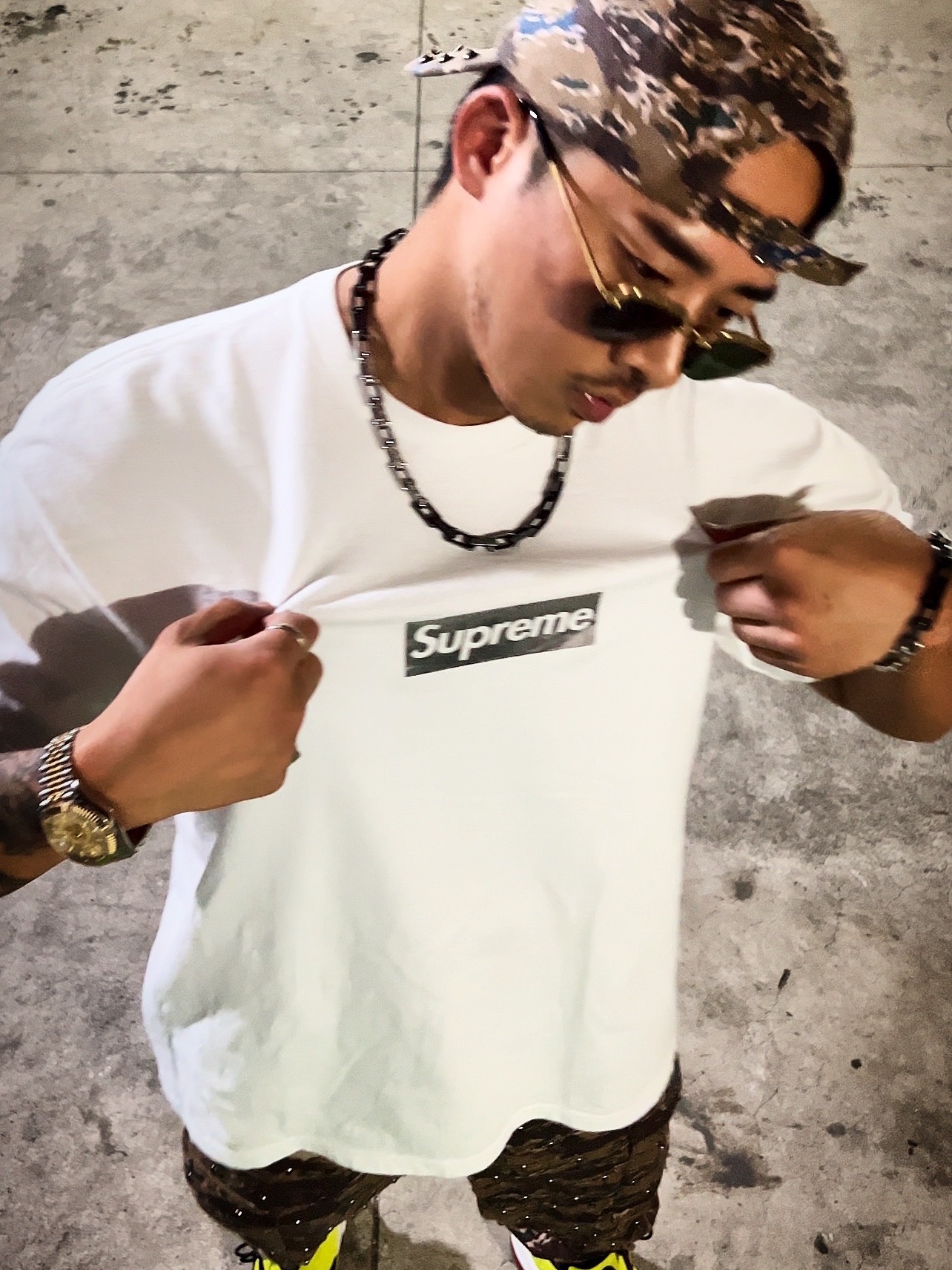 Supreme x Undercover Studded 6-Panel Brown Camo - 23SS, Supreme x Undercover Studded Cargo Pant Brown - 23SS 착용 스타일 - 3