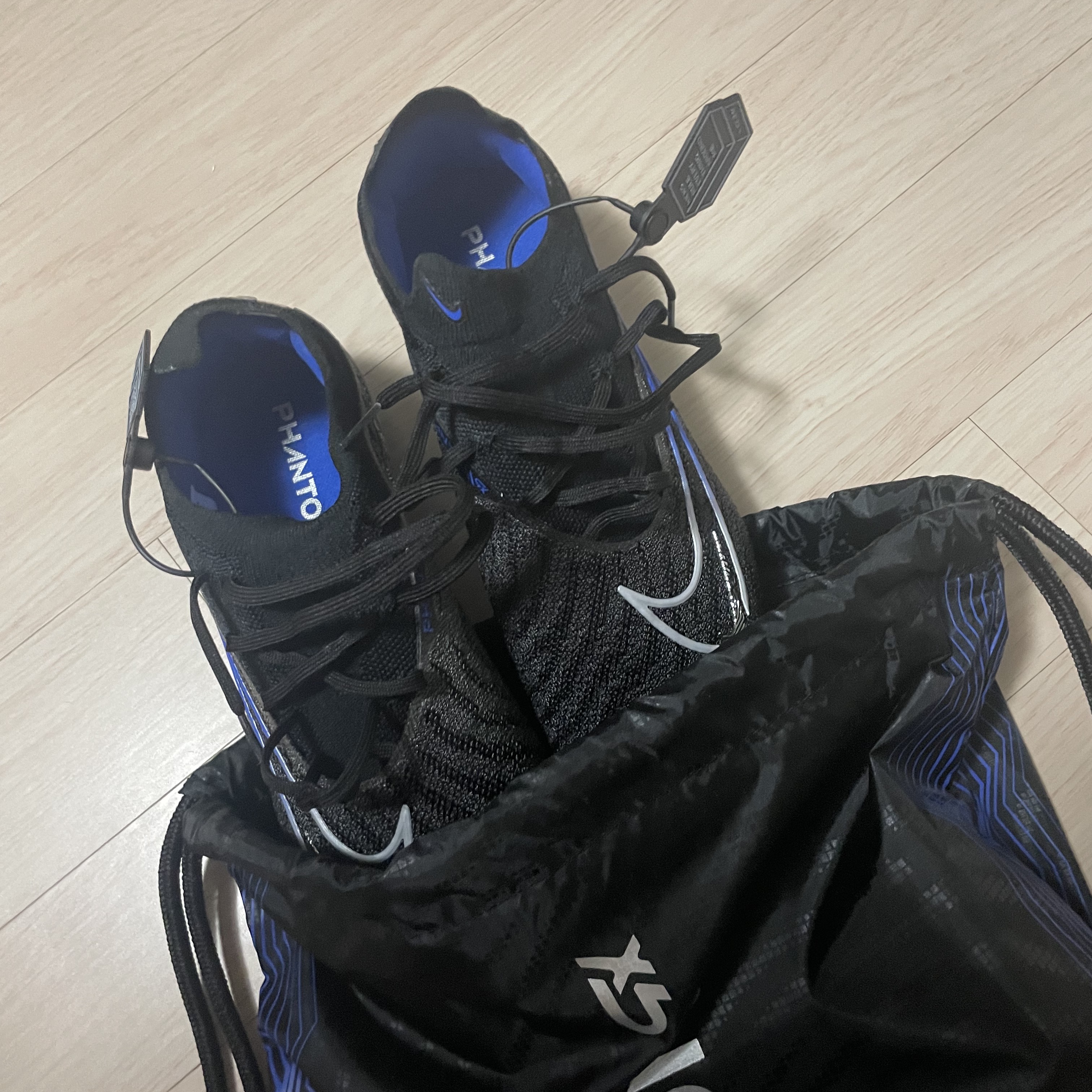 Nike Phantom GX Elite AG Pro Shadow Pack 착용 스타일
