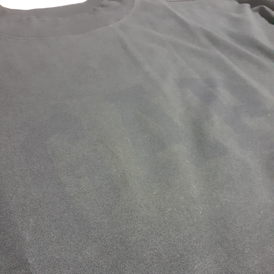 Yeezy Gap Engineered By Balenciaga Dove 3/4 Sleeve T-Shirt Black 착용 스타일
