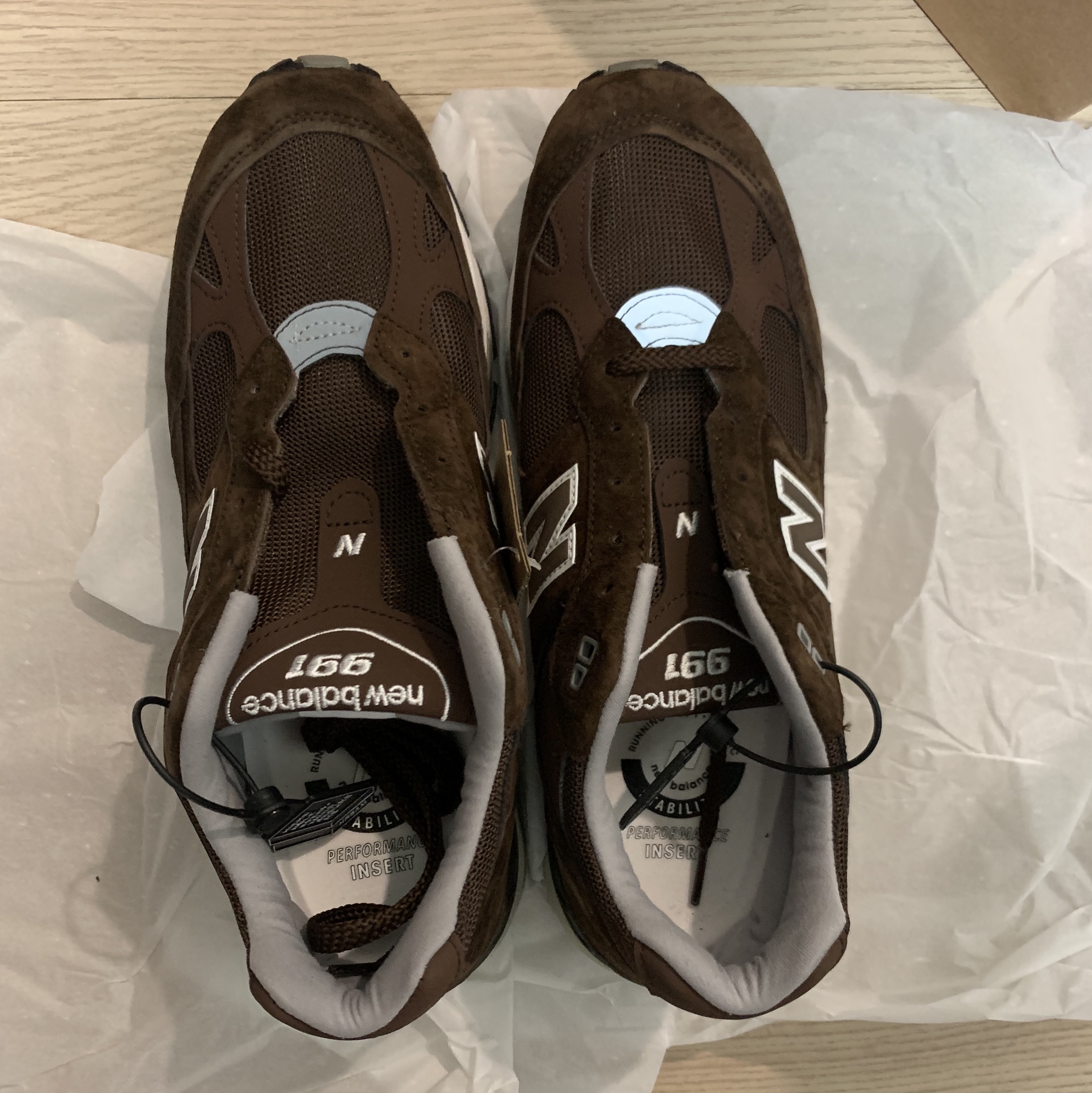 New Balance 991 Made in UK Mocha Brown 착용 스타일
