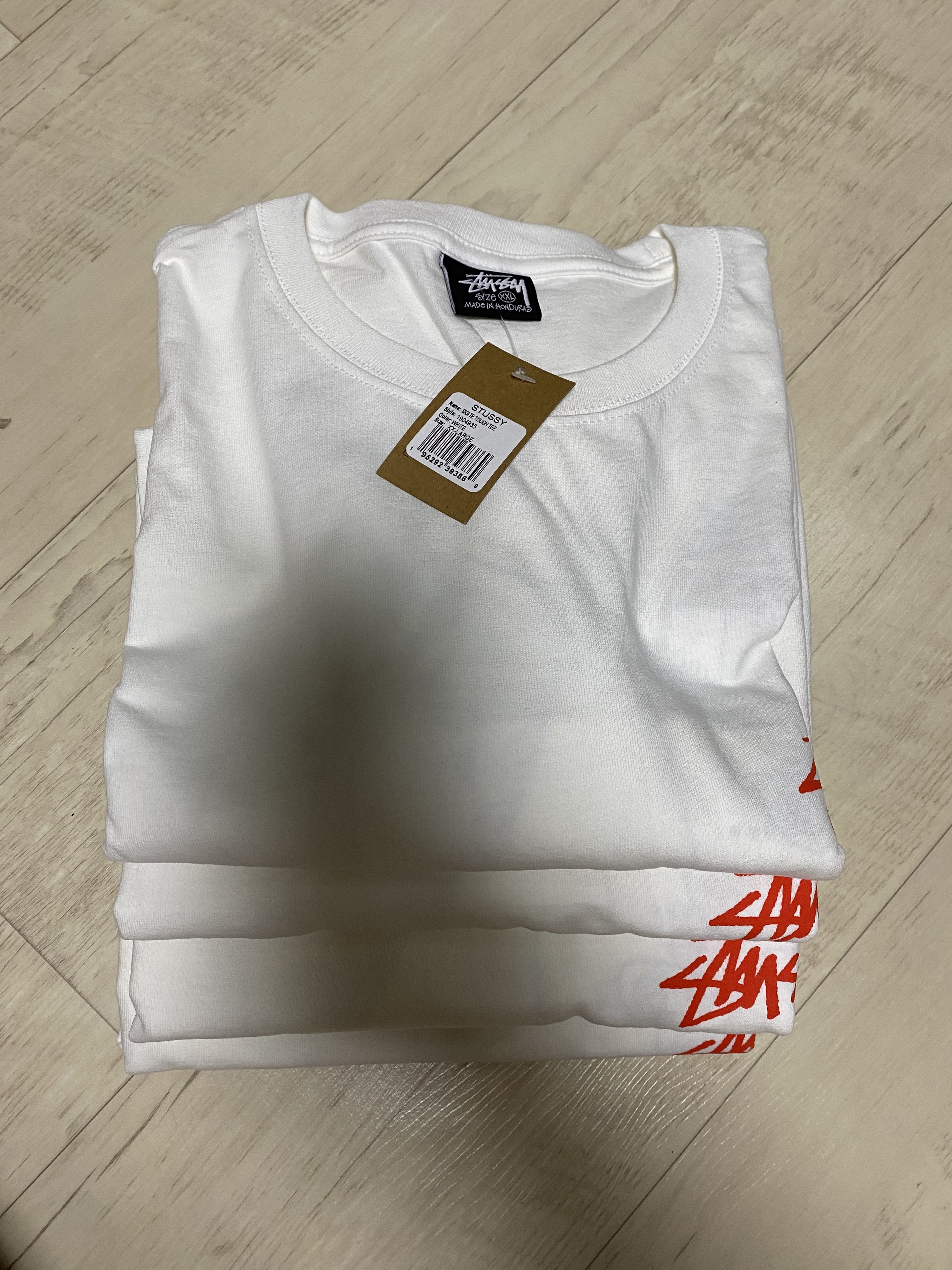 Stussy Skate Tough T-Shirt White 착용 스타일