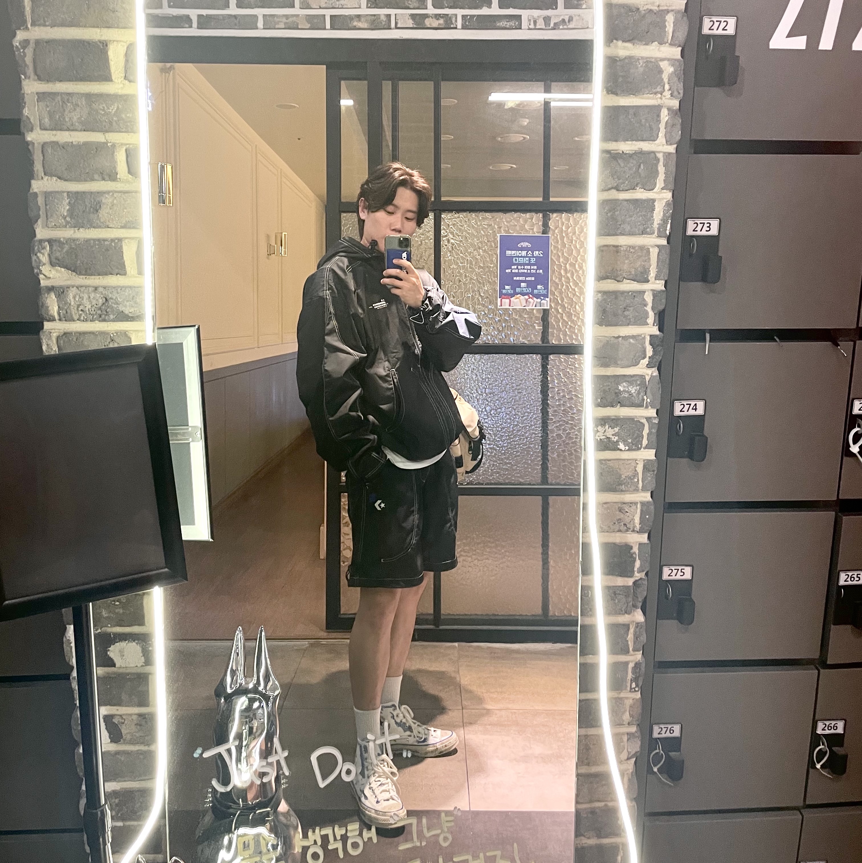 Converse x Ader Error Shapes Light Jacket Converse Black, Converse x Ader Error Shapes Shorts Black 착용 스타일