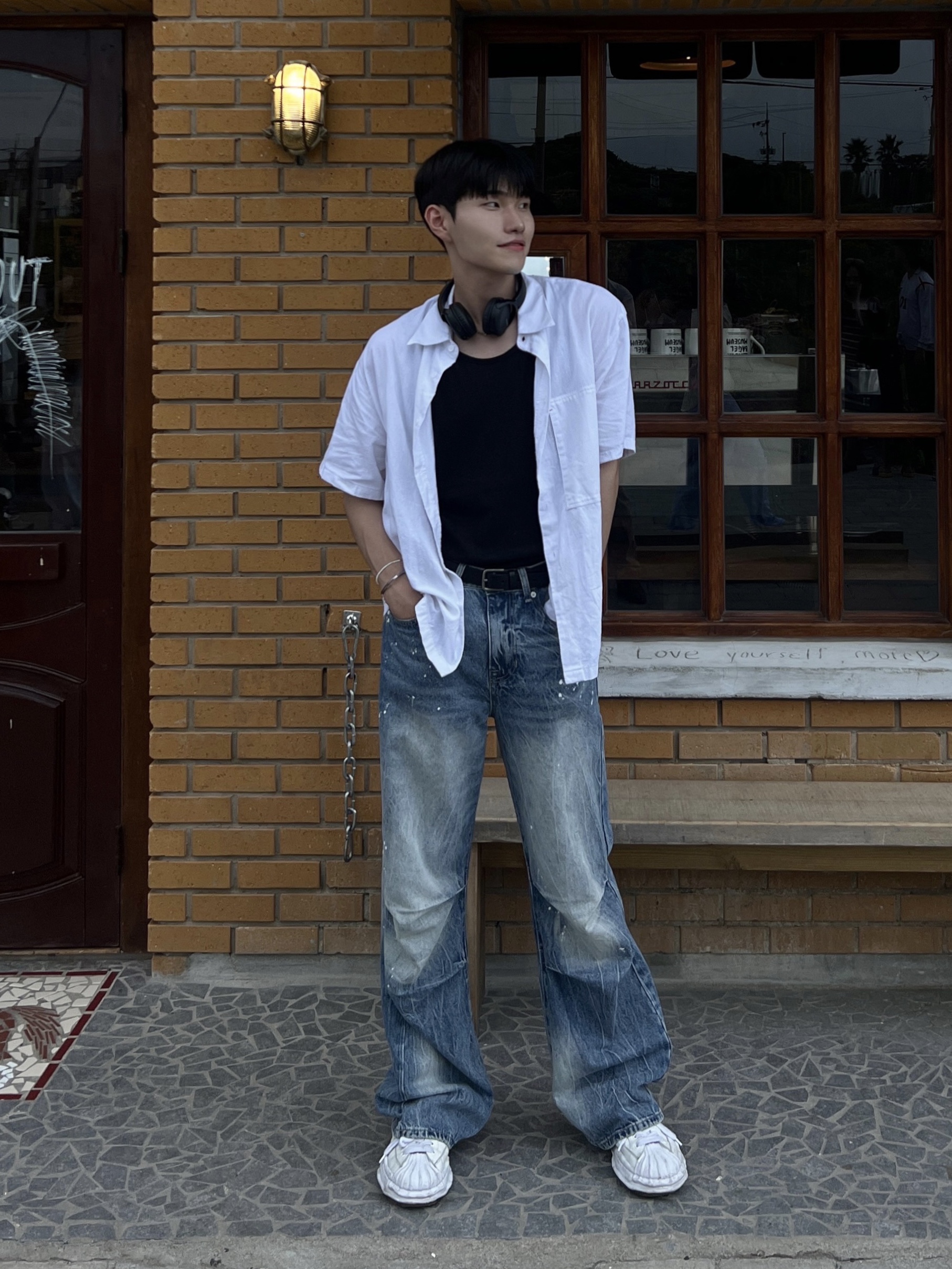 Maison Mihara Yasuhiro Blakey OG Sole Canvas Low-top Sneakers White 착용 스타일 - 1