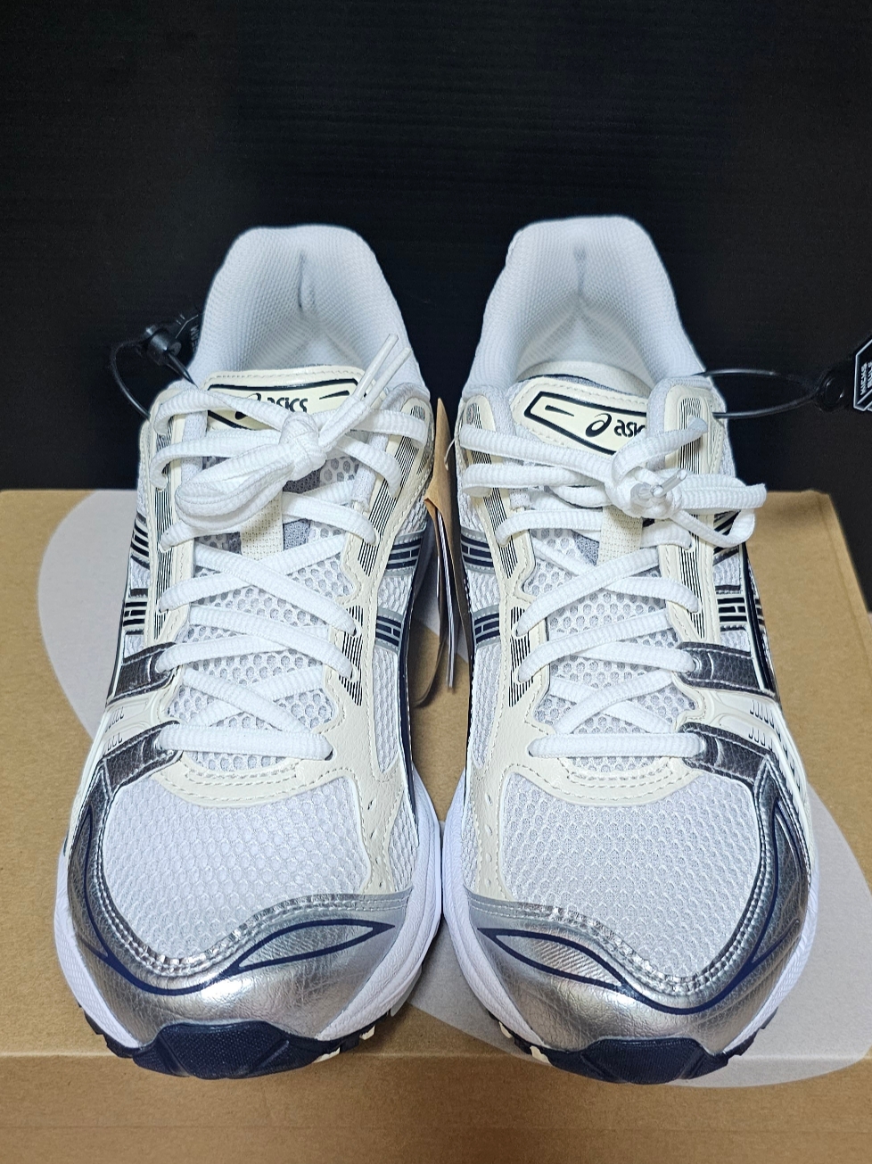 (W) Asics Gel-Kayano 14 White Midnight 착용 스타일 - 1