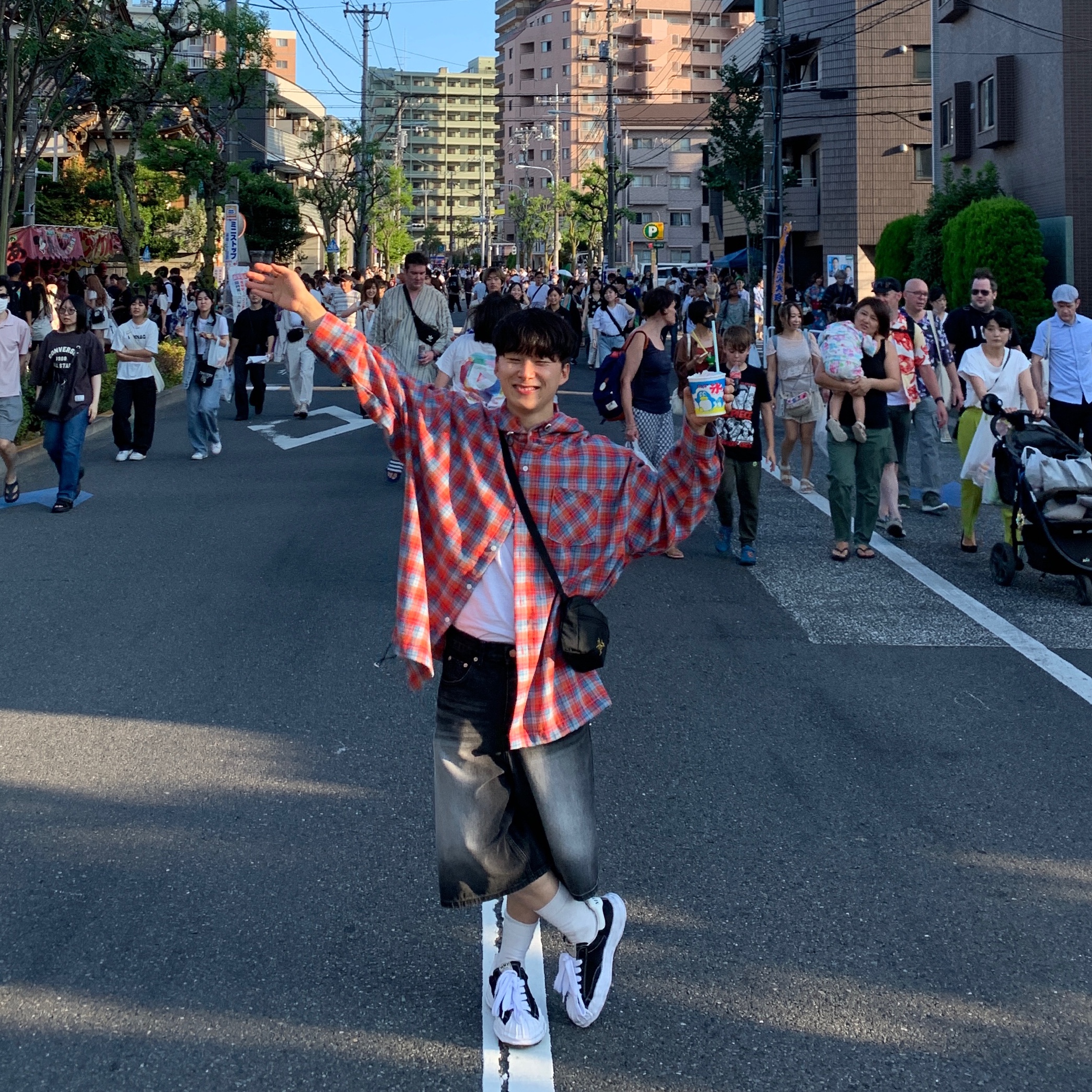 Maison Mihara Yasuhiro Blakey OG Sole Canvas Low-top Sneakers Black White, Arc'teryx Mantis 1 Waistpack Black 착용 스타일 - 1