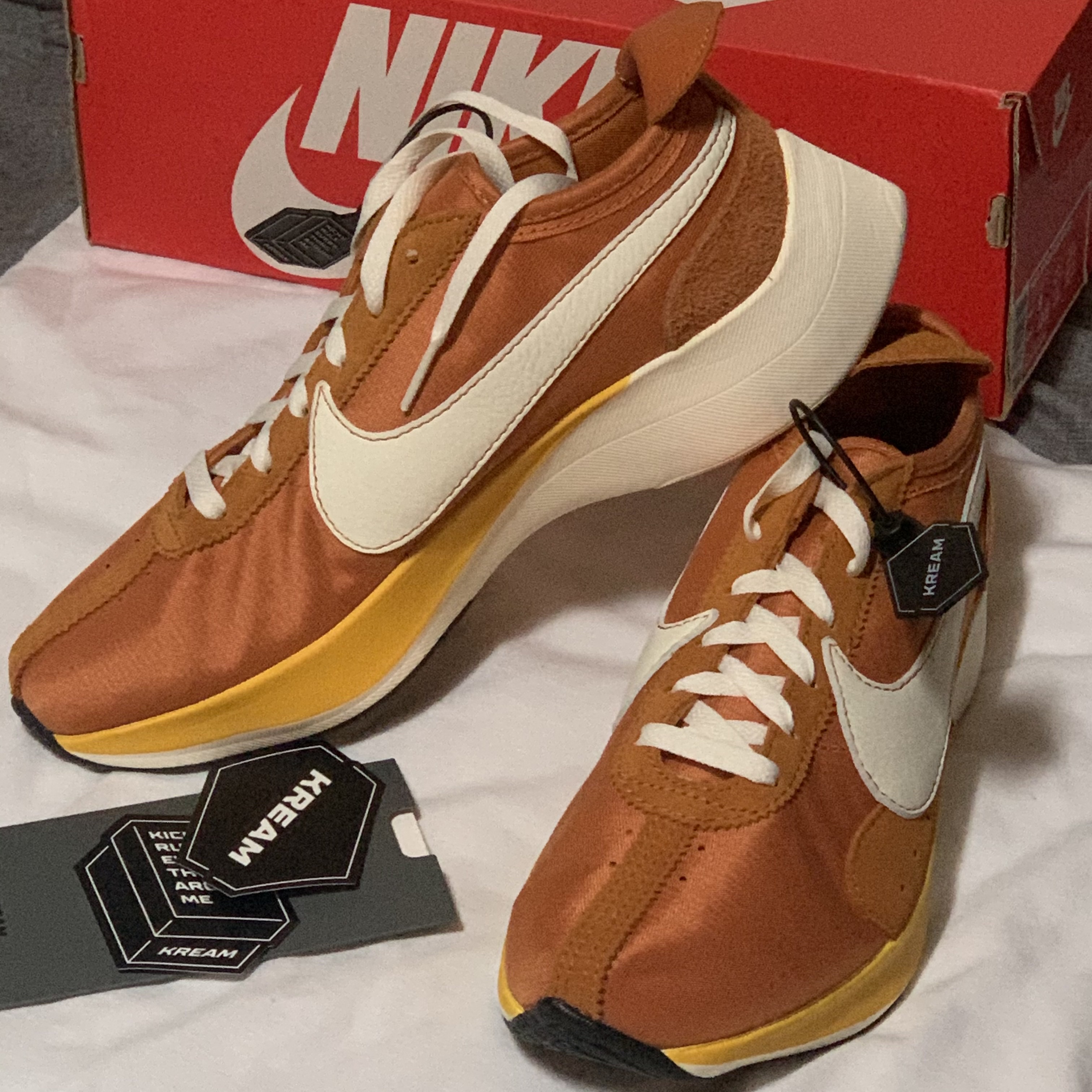 Nike Moon Racer Monarch 착용 스타일 - 2