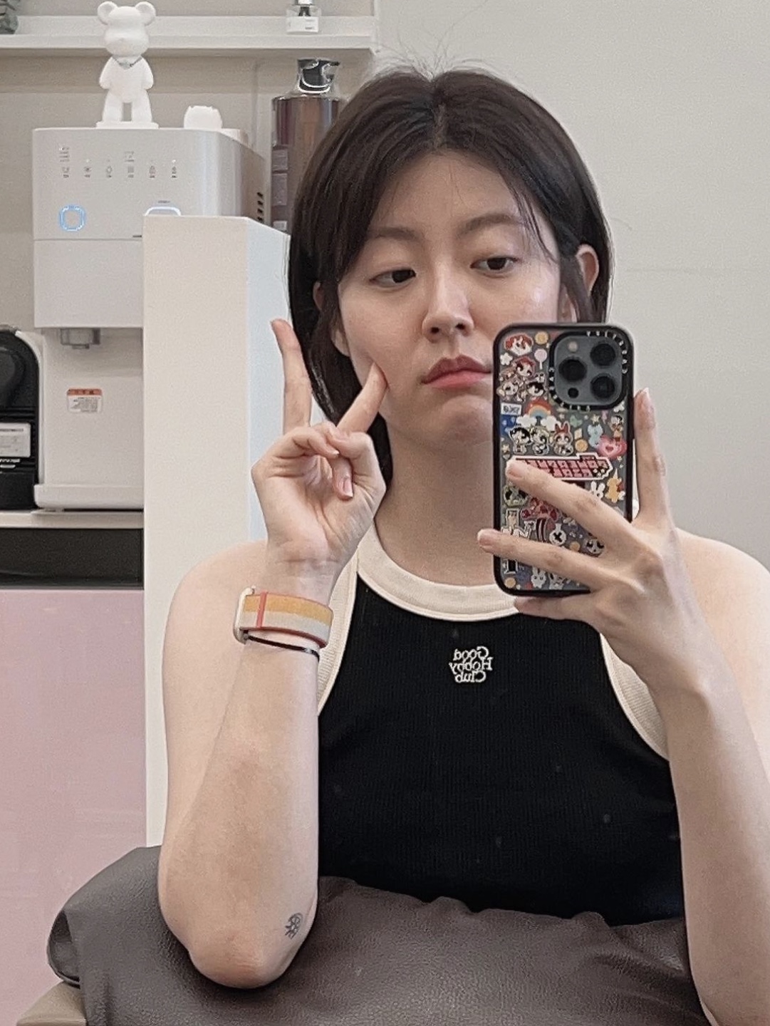Casetify x The Powerpuff Girls iPhone Stickermania Impact Case Clear Black 착용 스타일