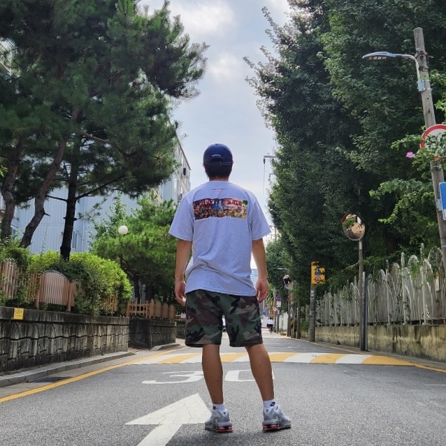 Nike x Supreme Shox Ride 2 SP White, Supreme Holy War T-Shirt Ash Grey - 23FW 착용 스타일