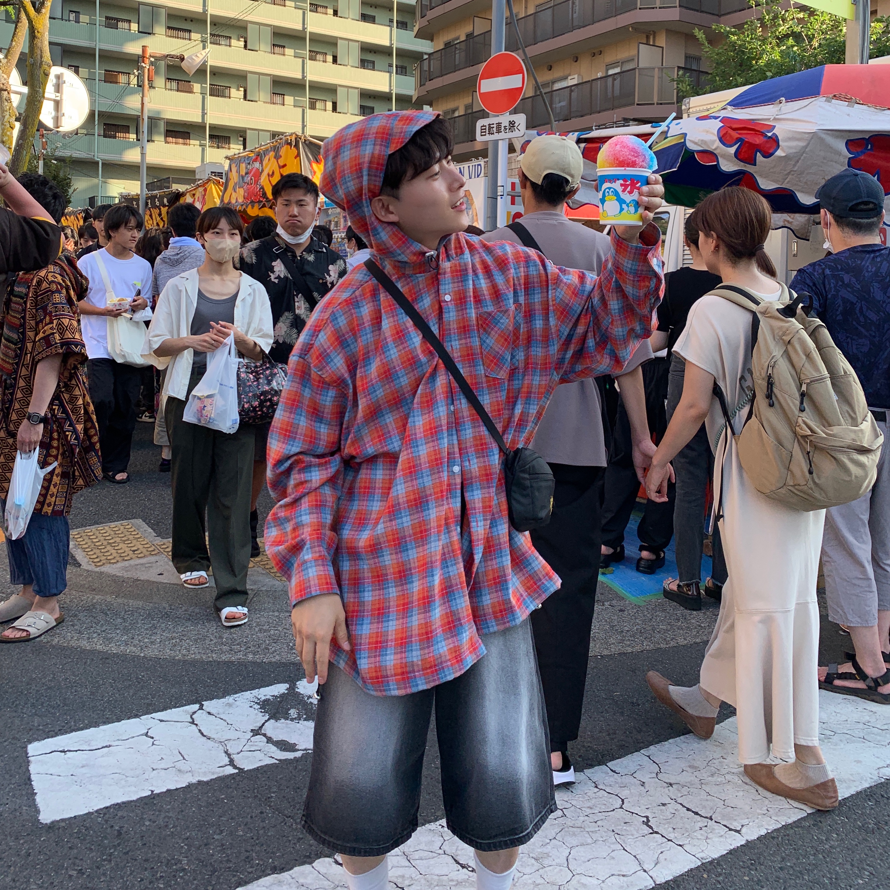 Maison Mihara Yasuhiro Blakey OG Sole Canvas Low-top Sneakers Black White, Arc'teryx Mantis 1 Waistpack Black 착용 스타일 - 2