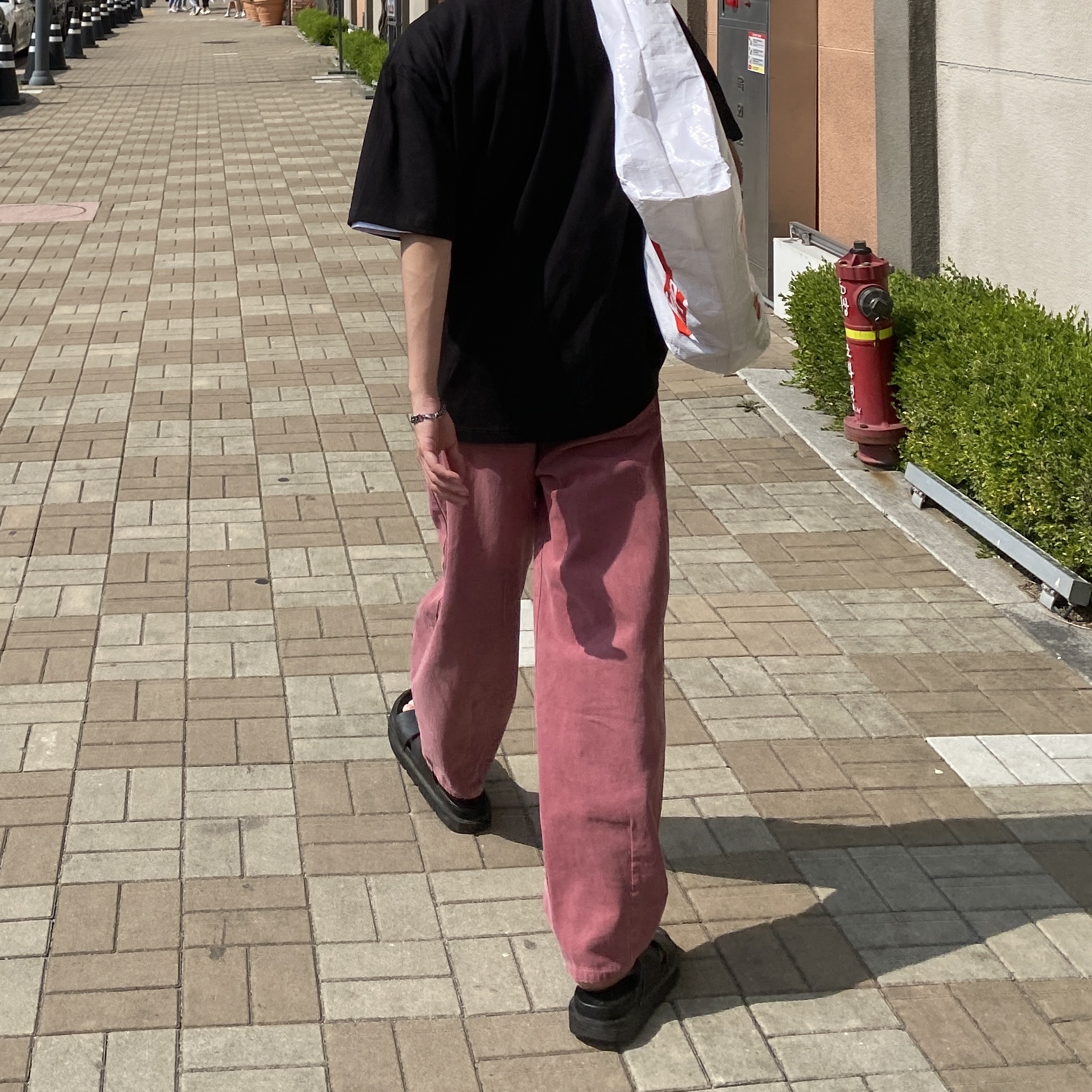 Supreme Washed Chino Twill Camp Cap Black, Supreme Corduroy Camp Cap Black - 22FW 착용 스타일 - 3