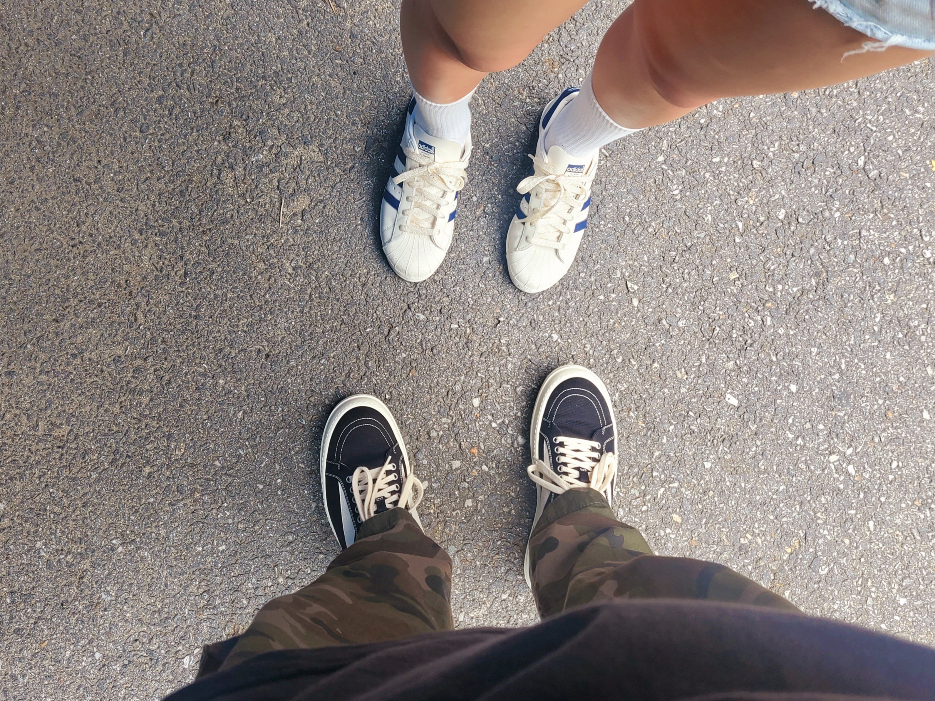 Adidas Superstar 82 White Dark Blue, Rick Owens Drkshdw Luxor Overdyed Denim Vintage Sneakers Black Milk 착용 스타일 - 2