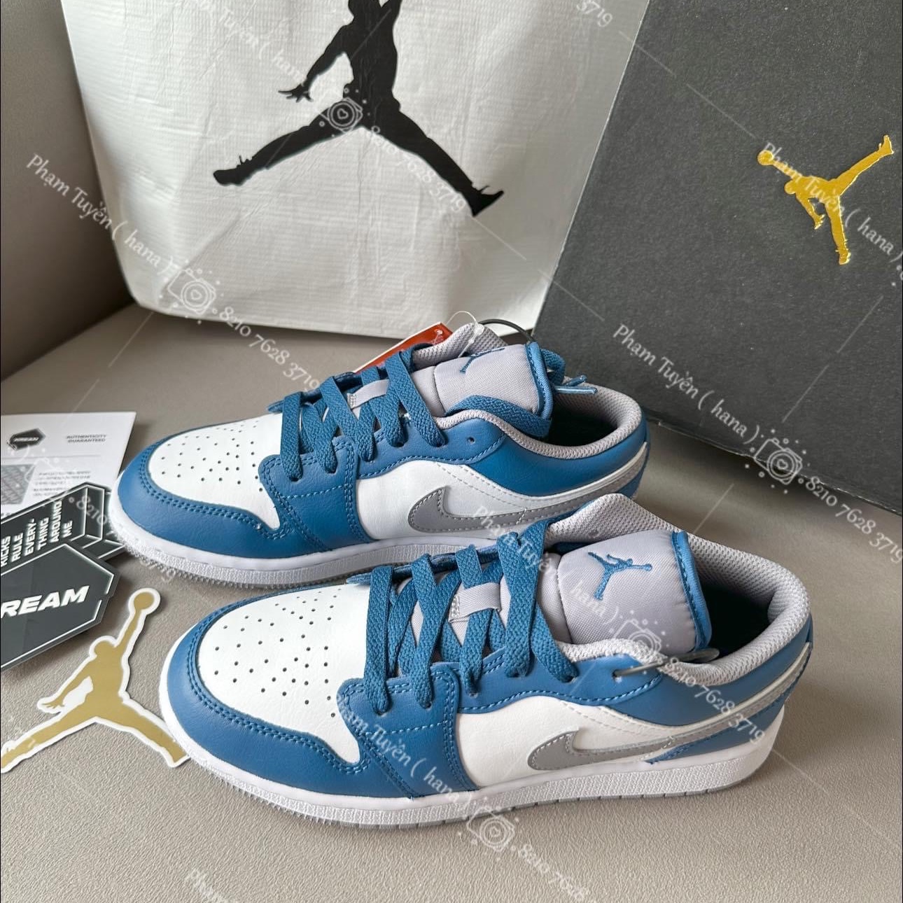 (GS) Jordan 1 Low True Blue Cement Grey 착용 스타일 - 2