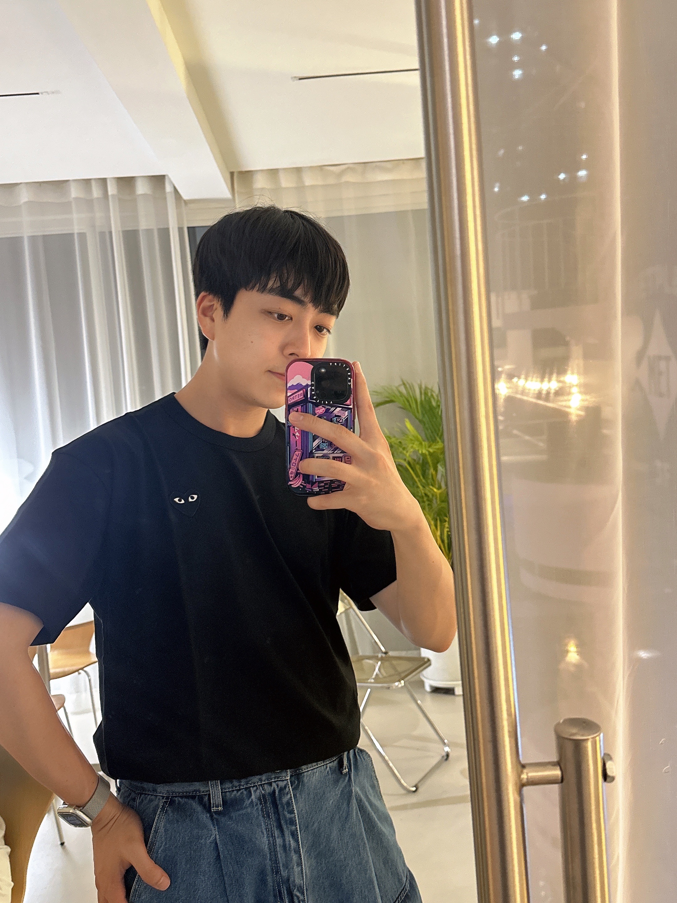 Play Comme des Garcons Black Heart T-Shirt Black 착용 스타일