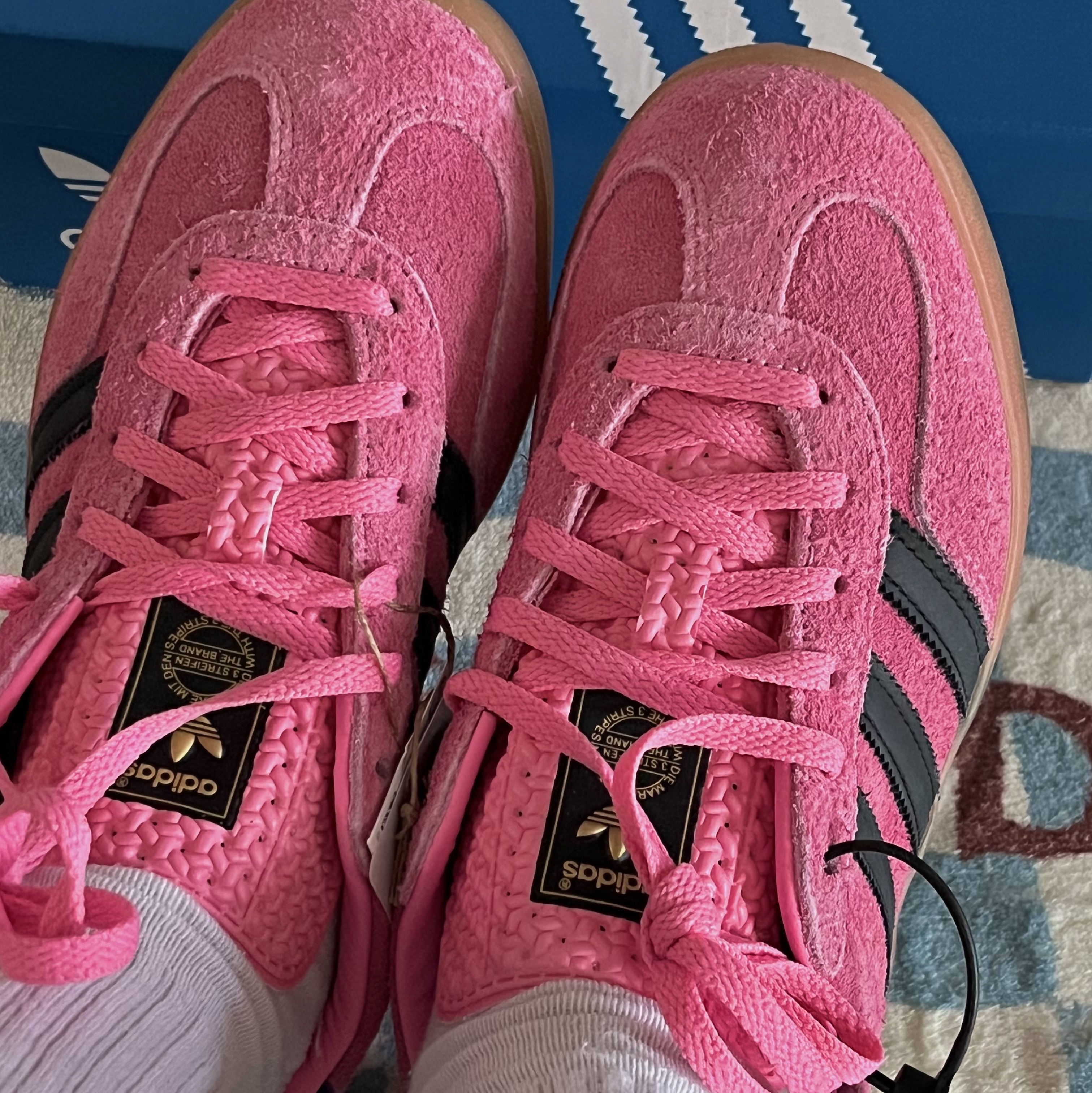(W) Adidas Gazelle Indoor Bliss Pink 착용 스타일 - 2