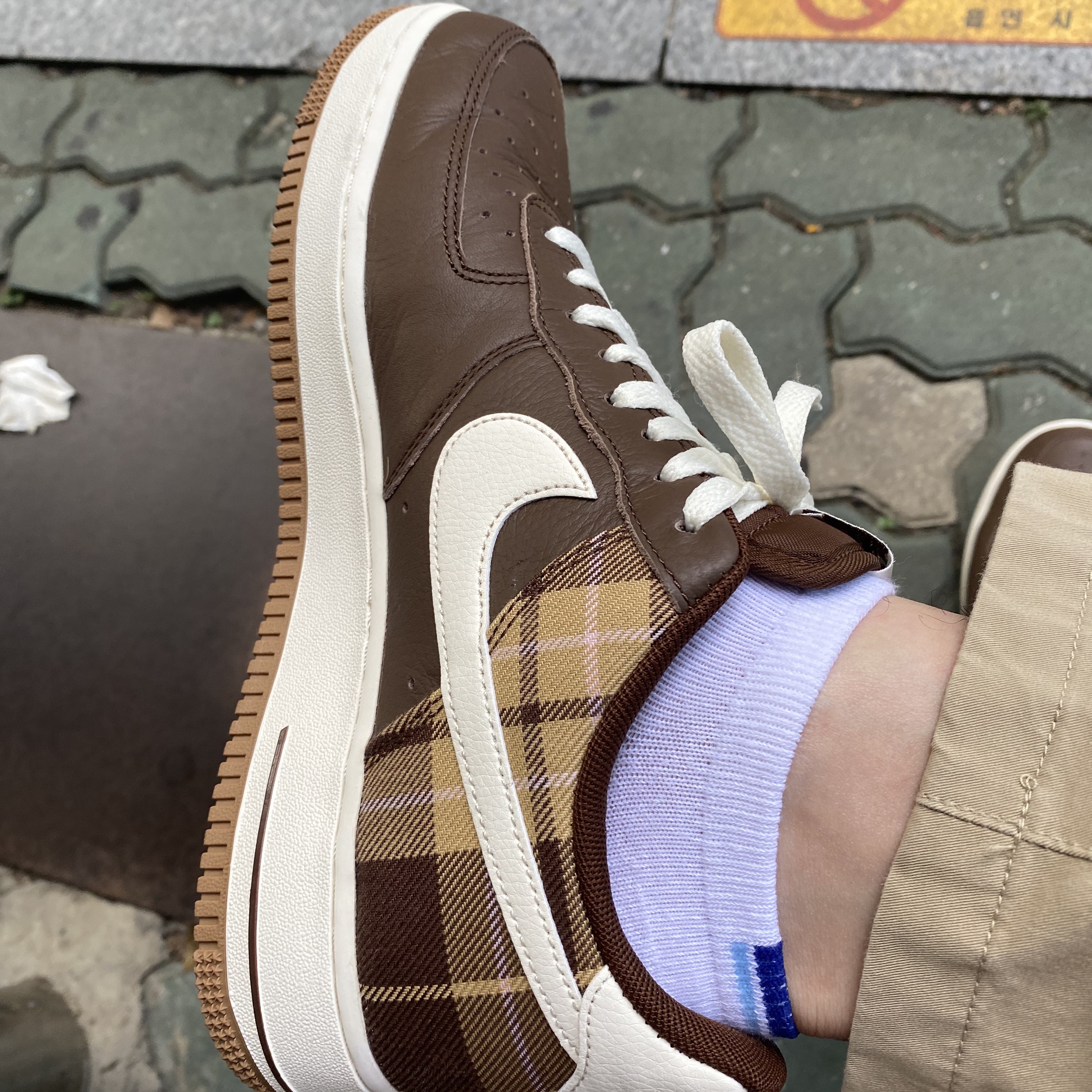 Nike Air Force 1 '07 LX Cacao Wow 착용 스타일