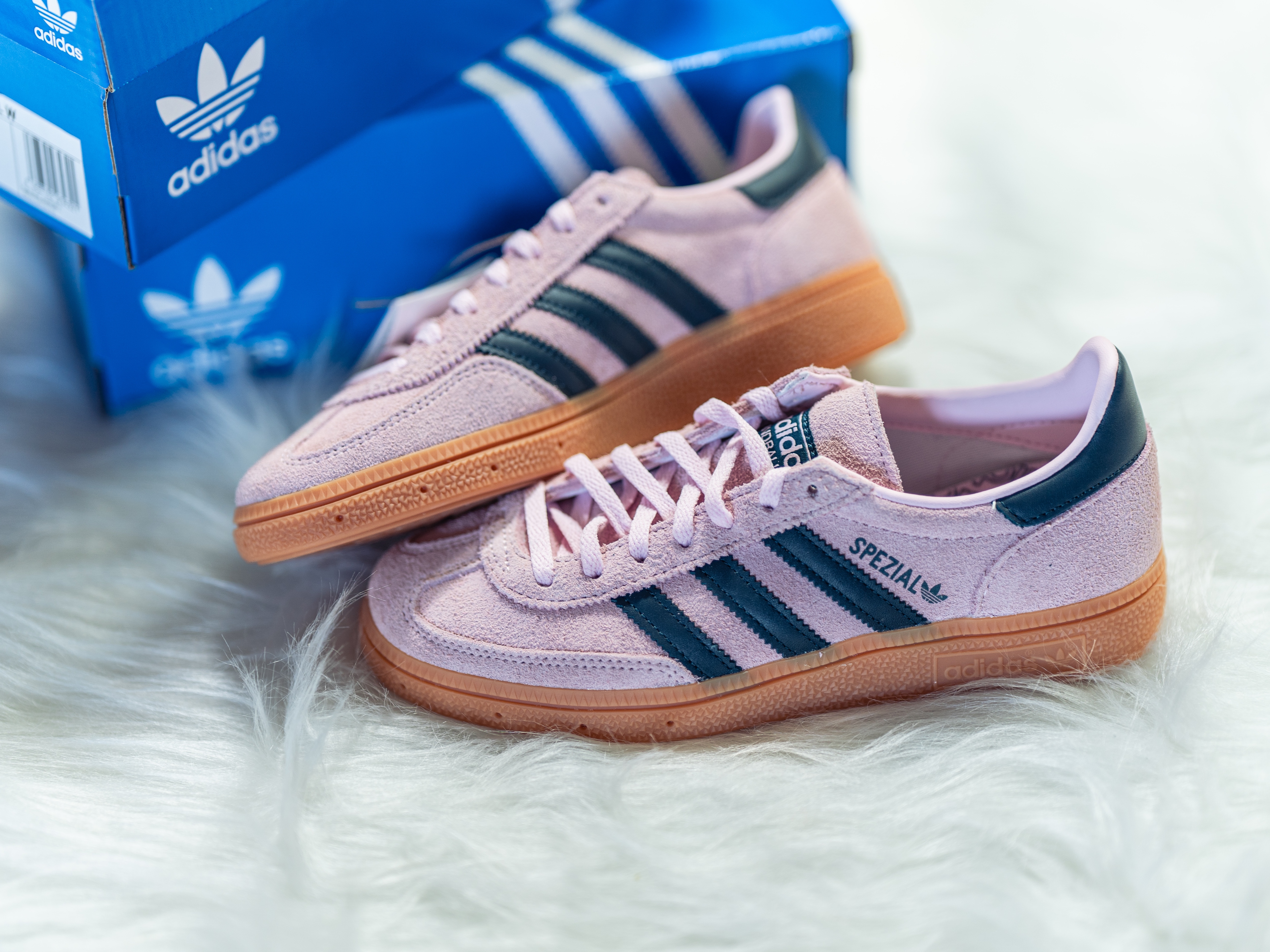 (W) Adidas Spezial Handball Clear Pink 착용 스타일 - 2