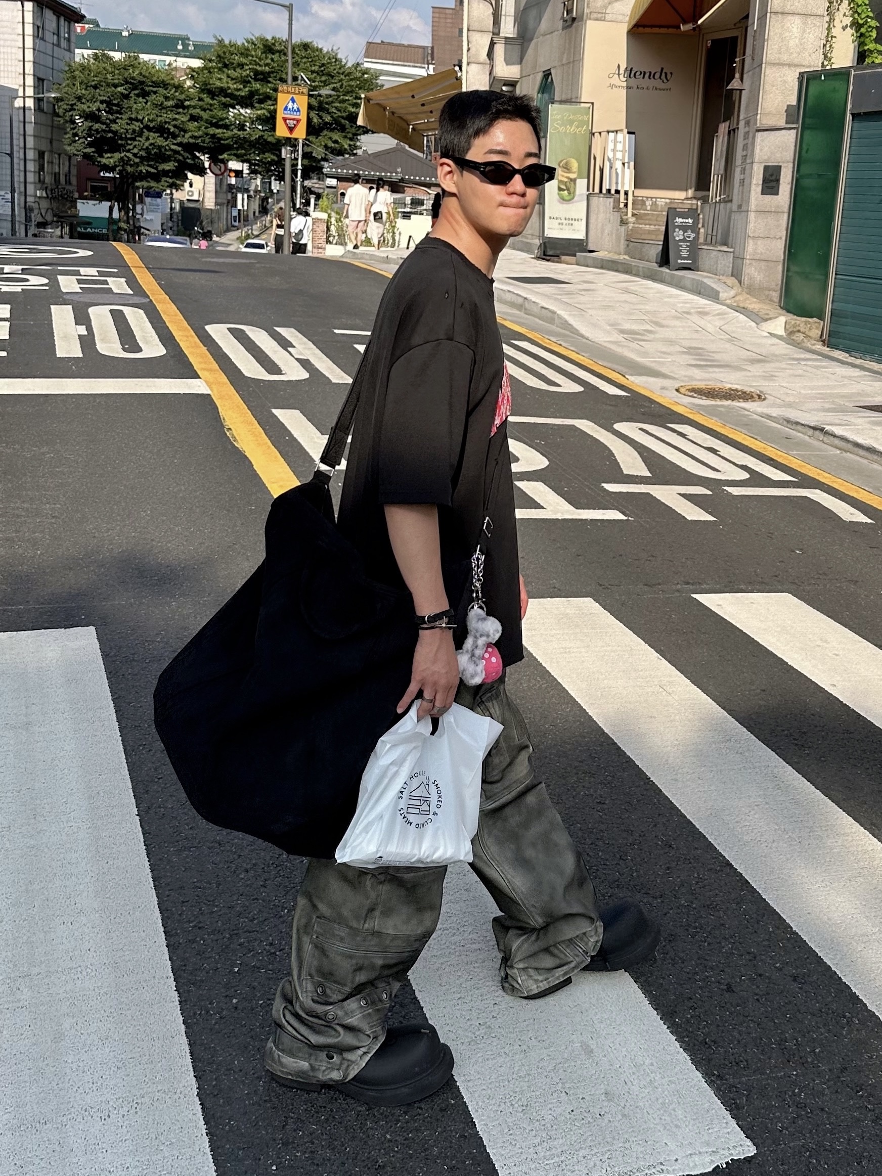 Balenciaga Steroid Derby Black, Project G/R Flight Denim Pants Dust Grey 착용 스타일 - 2