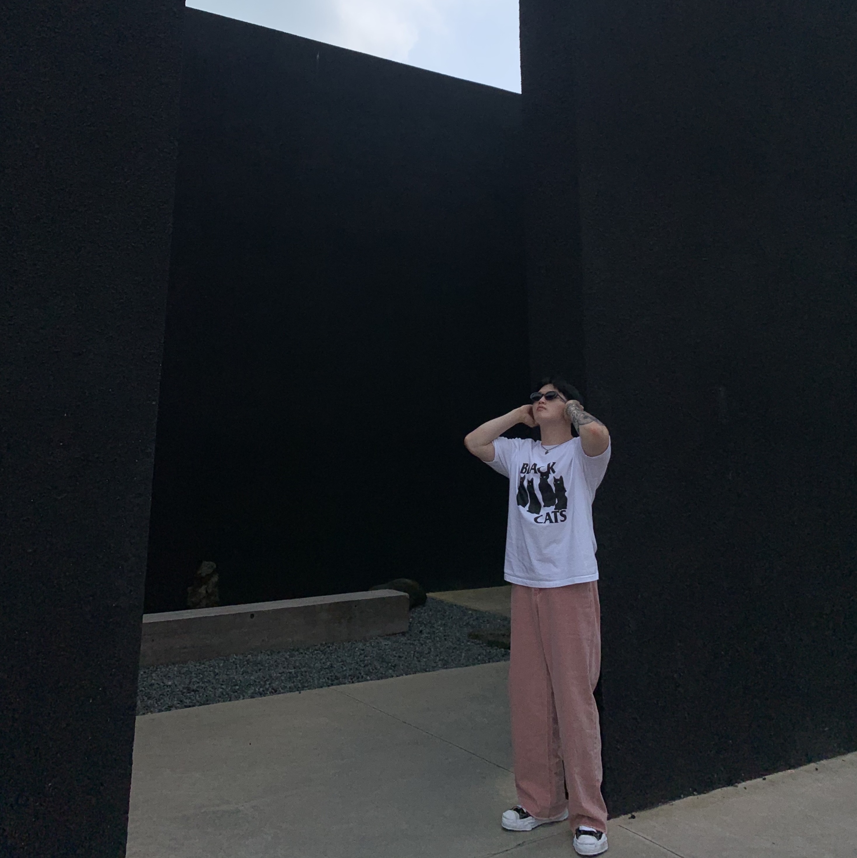 Maison Mihara Yasuhiro Hank OG Sole Canvas Low-top Sneakers Black 착용 스타일 - 1