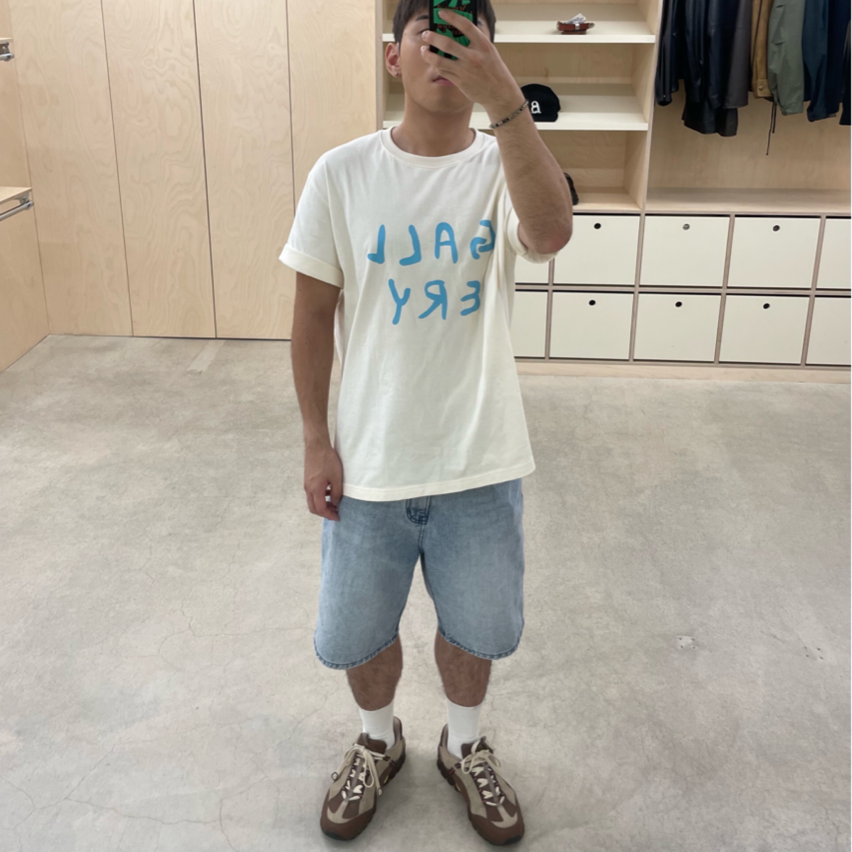 Nike x Jacquemus Air Humara LX Ale Brown and Gold 착용 스타일 - 1