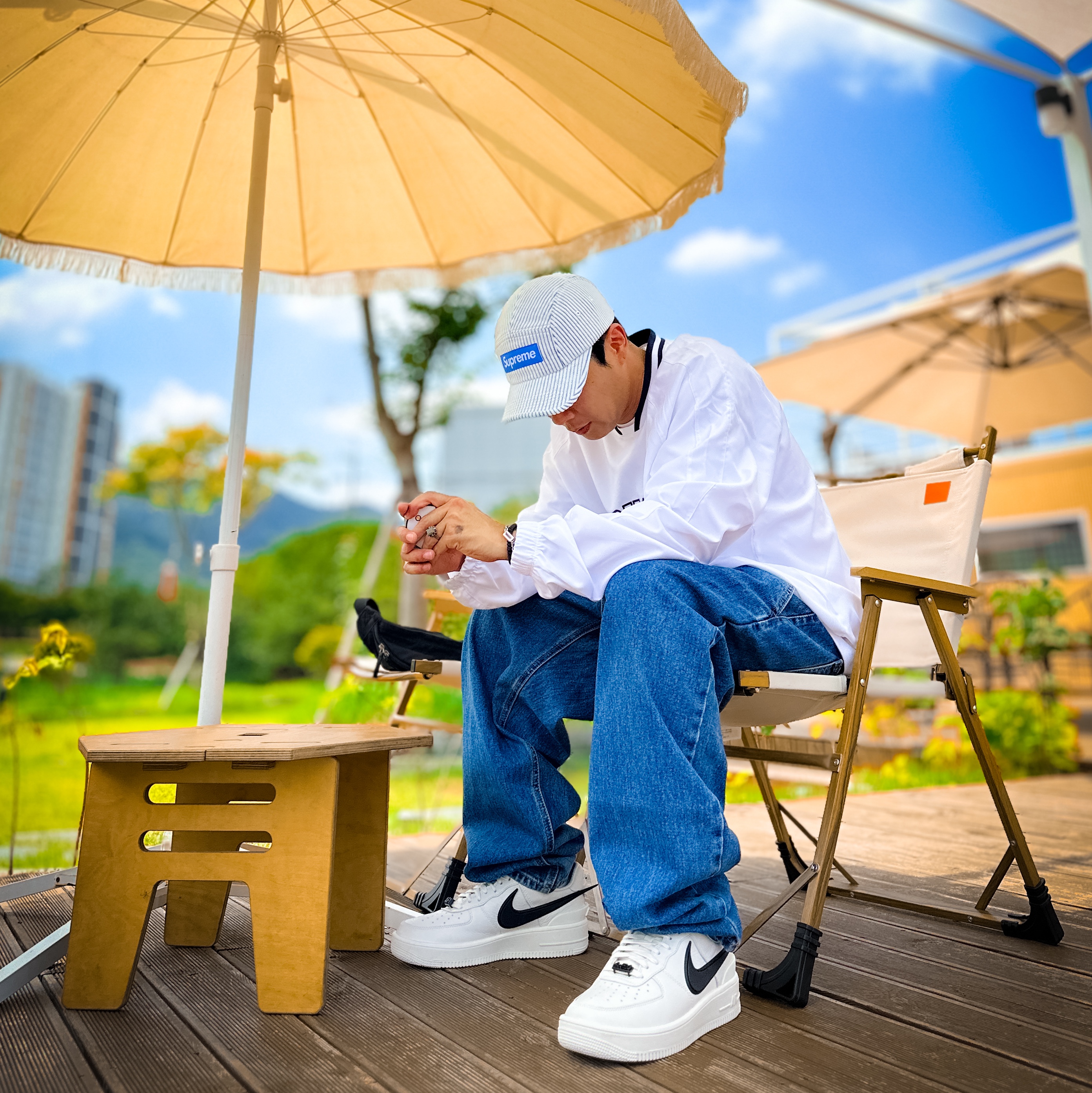 Supreme 2-Tone Corduroy Camp Cap White - 23SS, Nike x Ambush Air Force 1 Low SP Phantom 착용 스타일