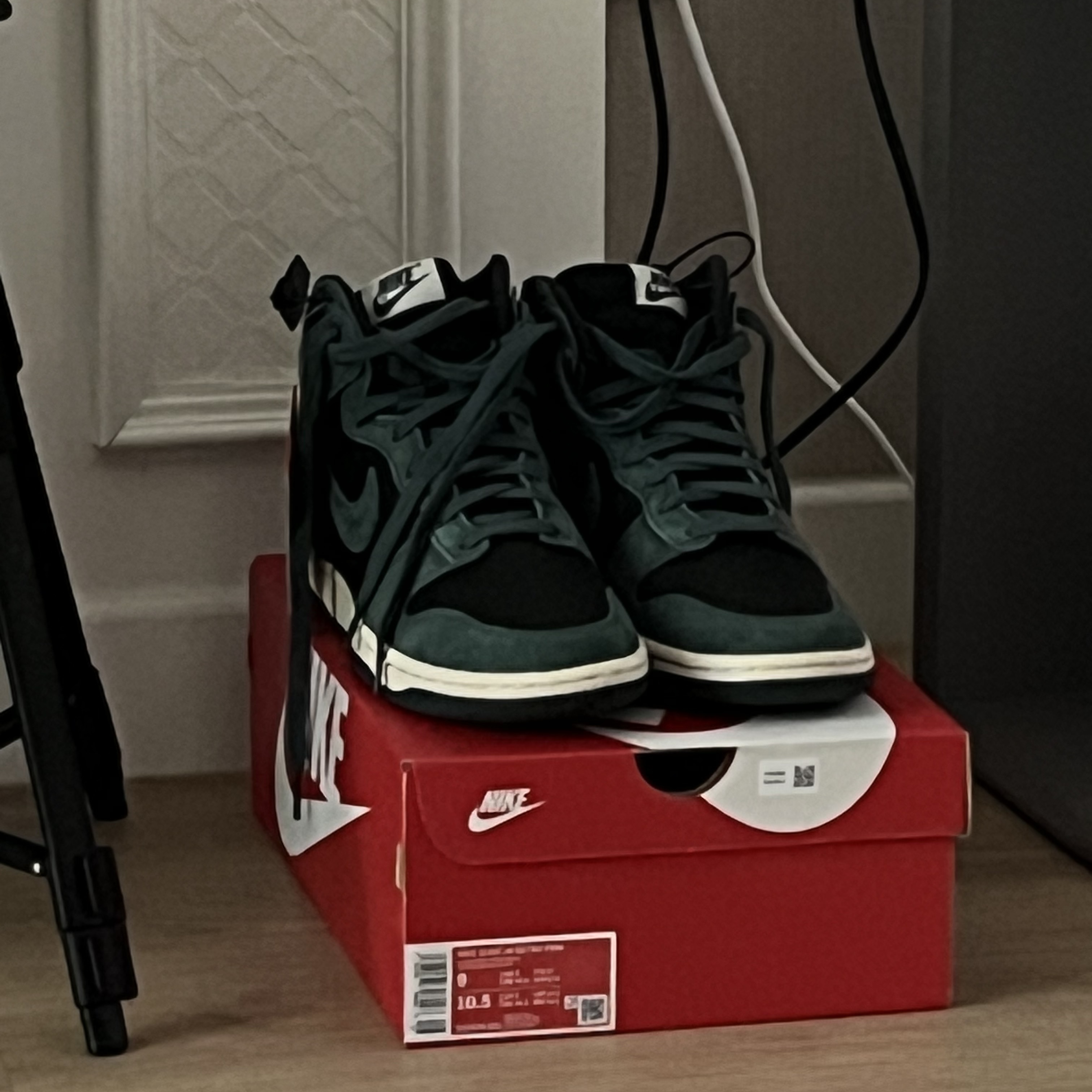 Nike Dunk High Retro PRM Faded Spruce 착용 스타일