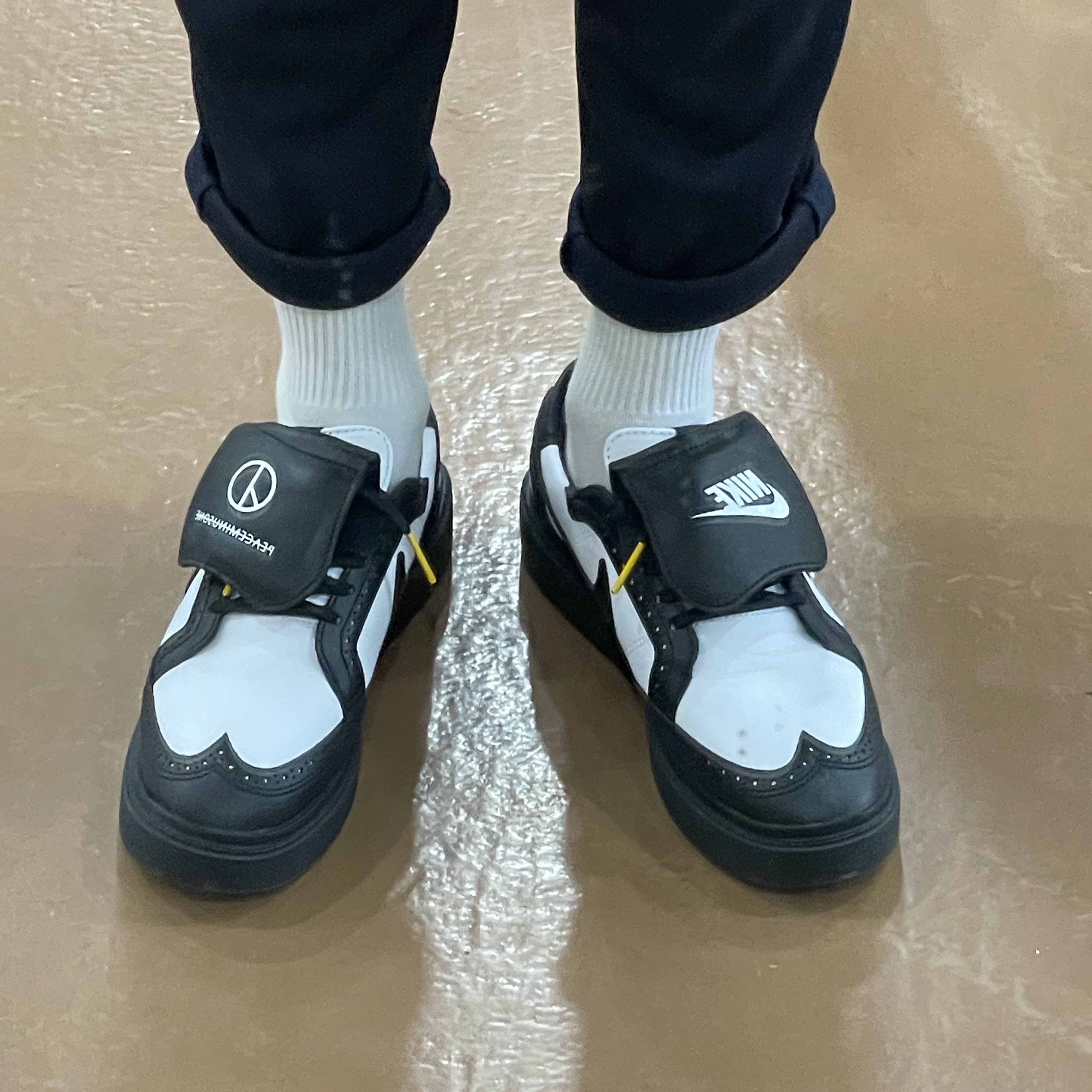 Nike x Peaceminusone Kwondo1 Black and White 착용 스타일
