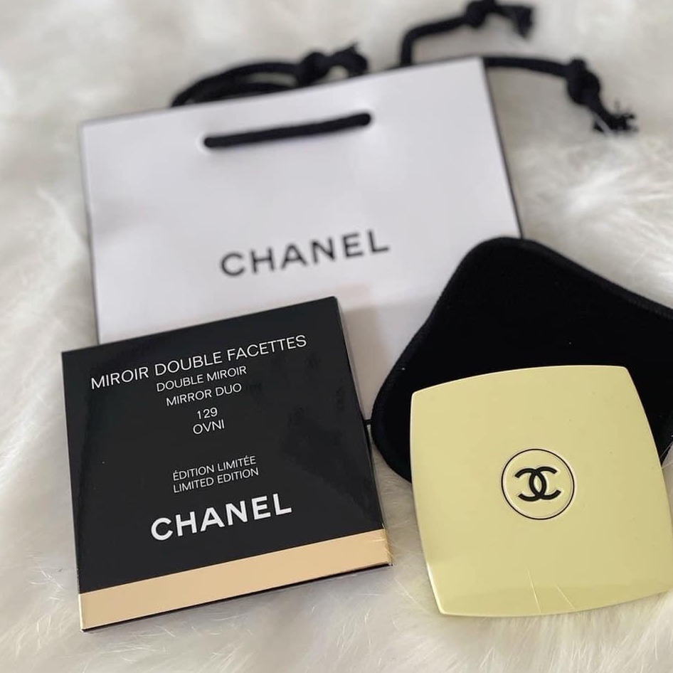 Chanel Codes Couleur Limited Edition Miroir Double Facettes 129 Ovni 착용 스타일