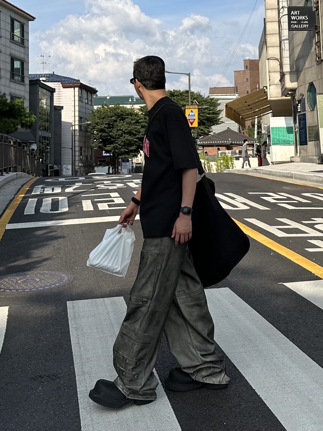 Balenciaga Steroid Derby Black, Project G/R Flight Denim Pants Dust Grey 착용 스타일 - 3