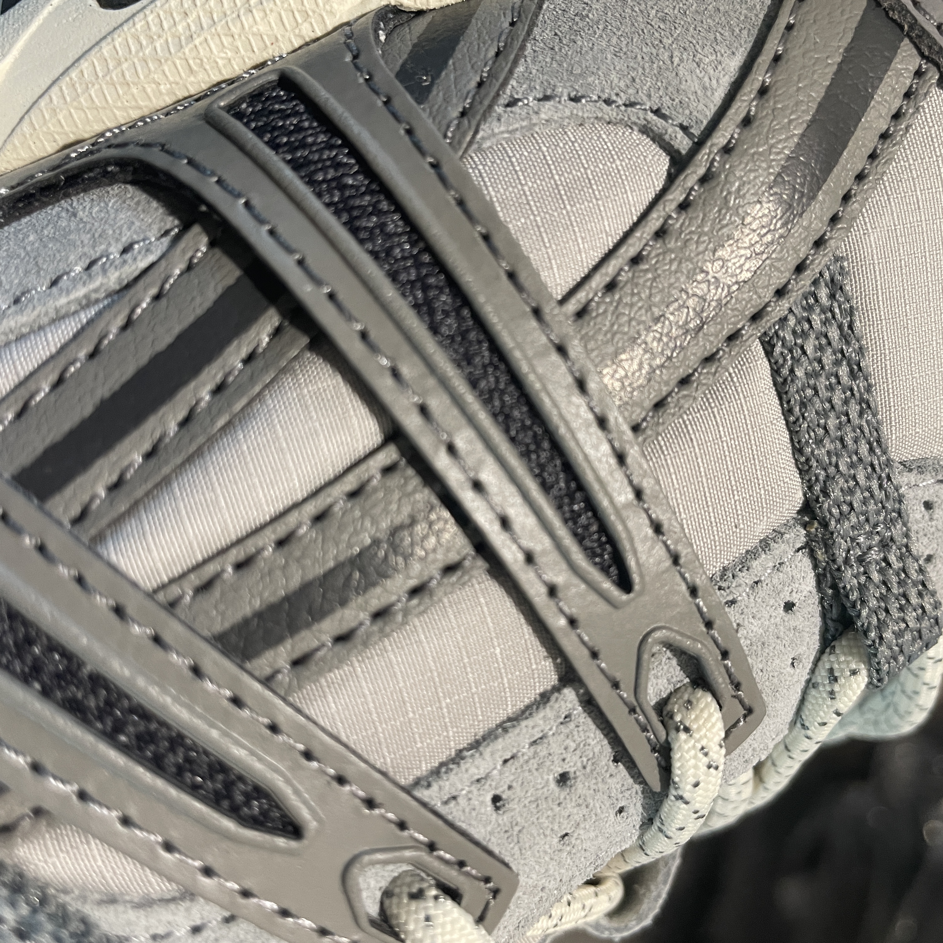 Asics Gel-Sonoma 15-50 Oyster Grey Clay Grey 착용 스타일