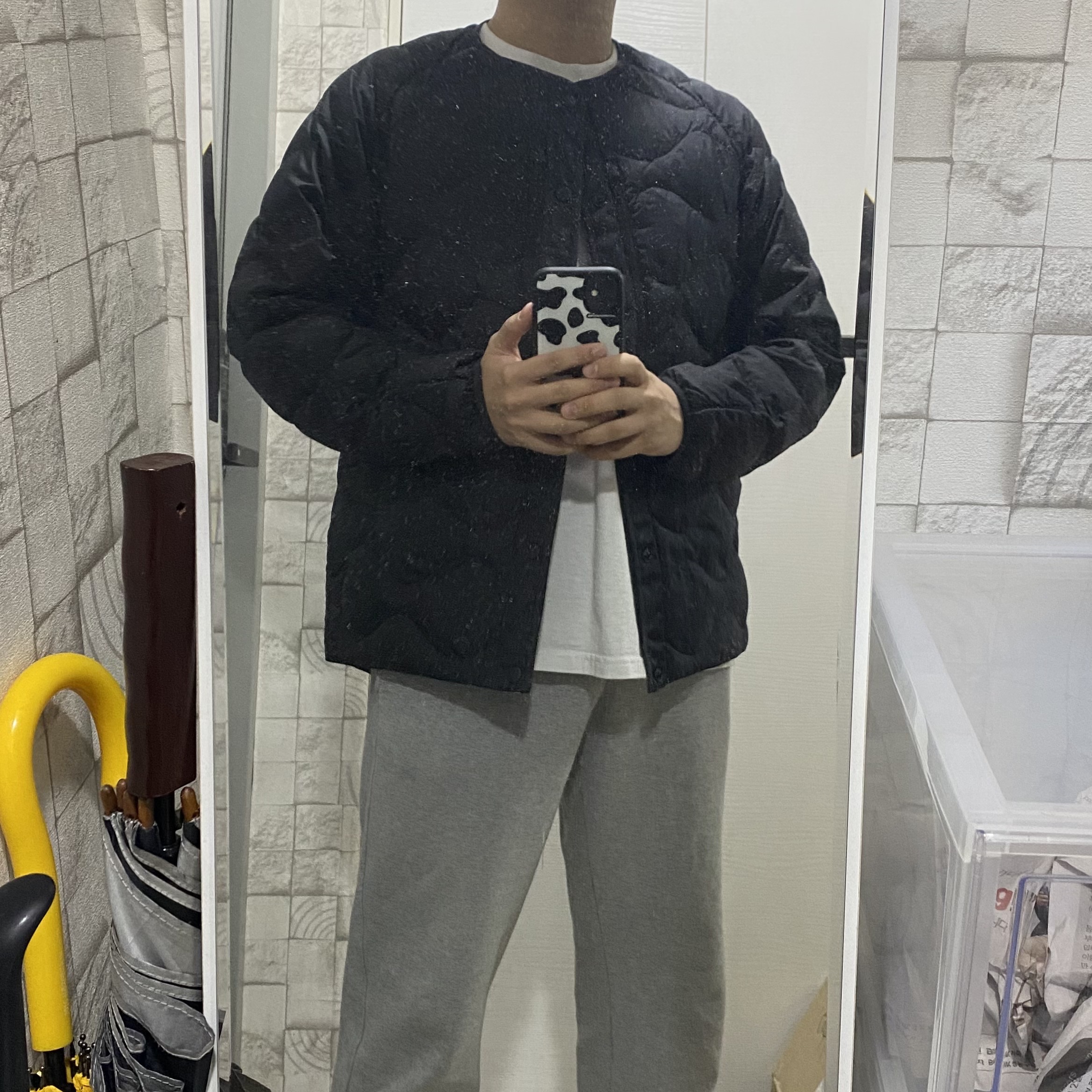 Uniqlo x White Mountaineering WPJ Ultra Light Down Oversized Jacket Black 착용 스타일