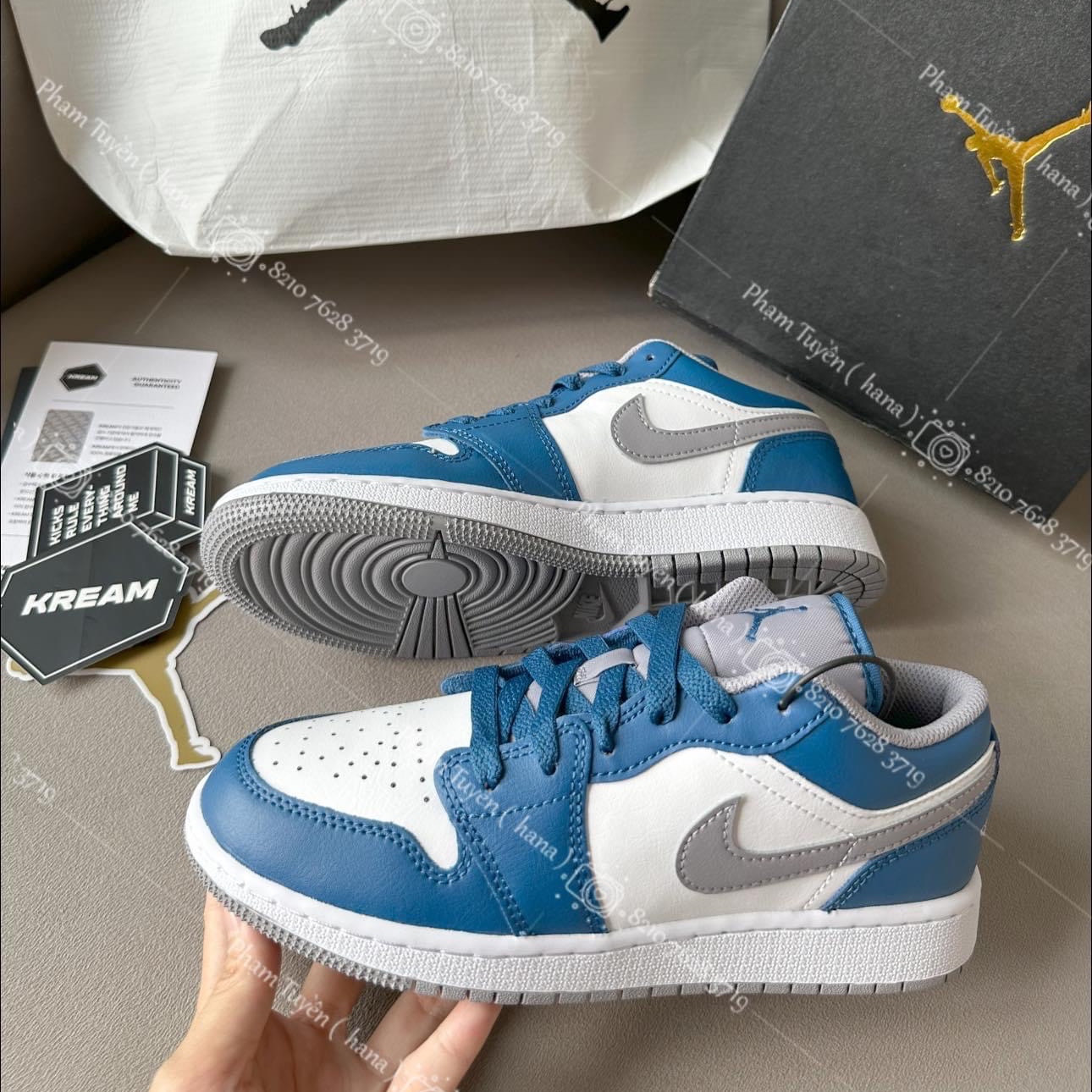 (GS) Jordan 1 Low True Blue Cement Grey 착용 스타일 - 1