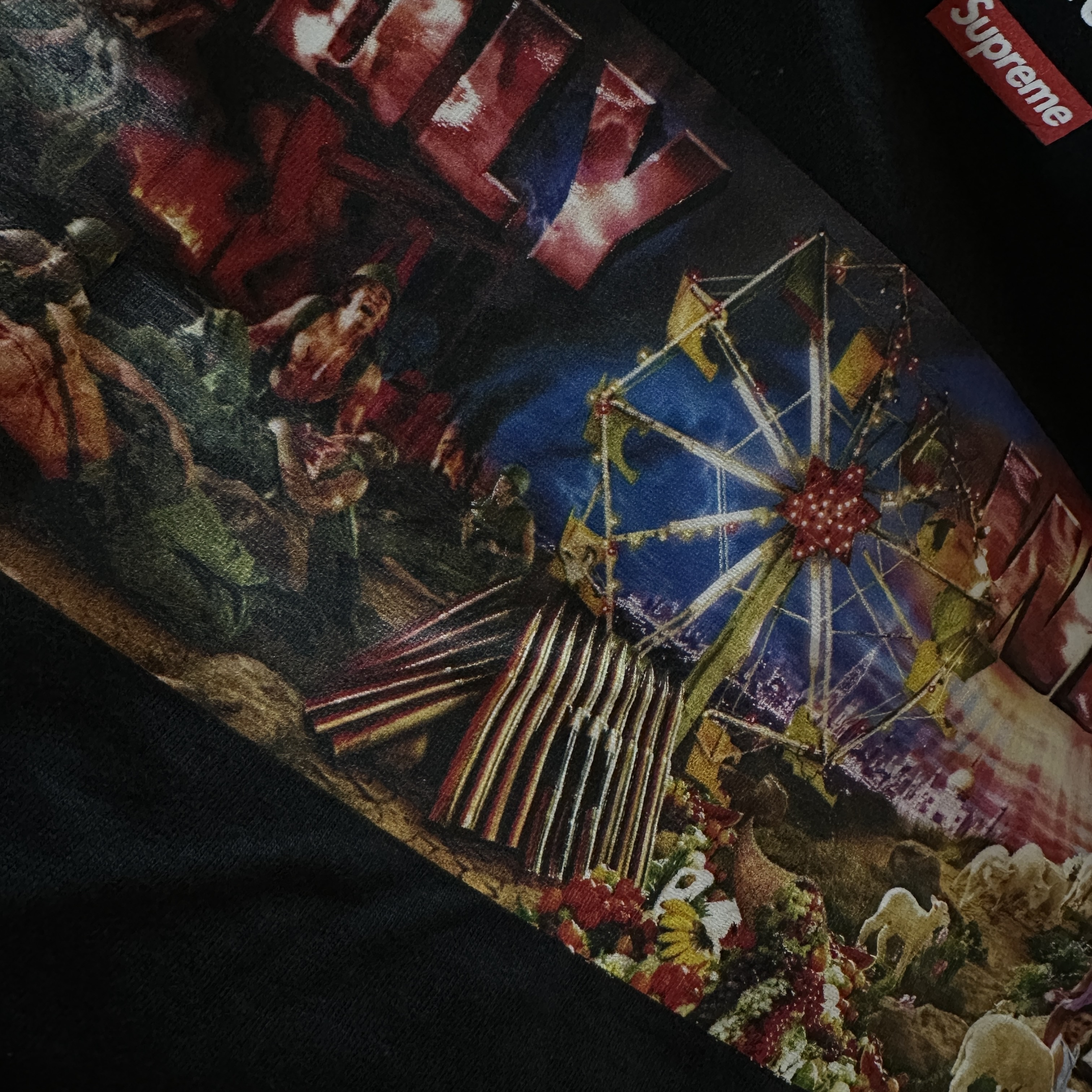 Supreme Holy War T-Shirt Black - 23FW 착용 스타일