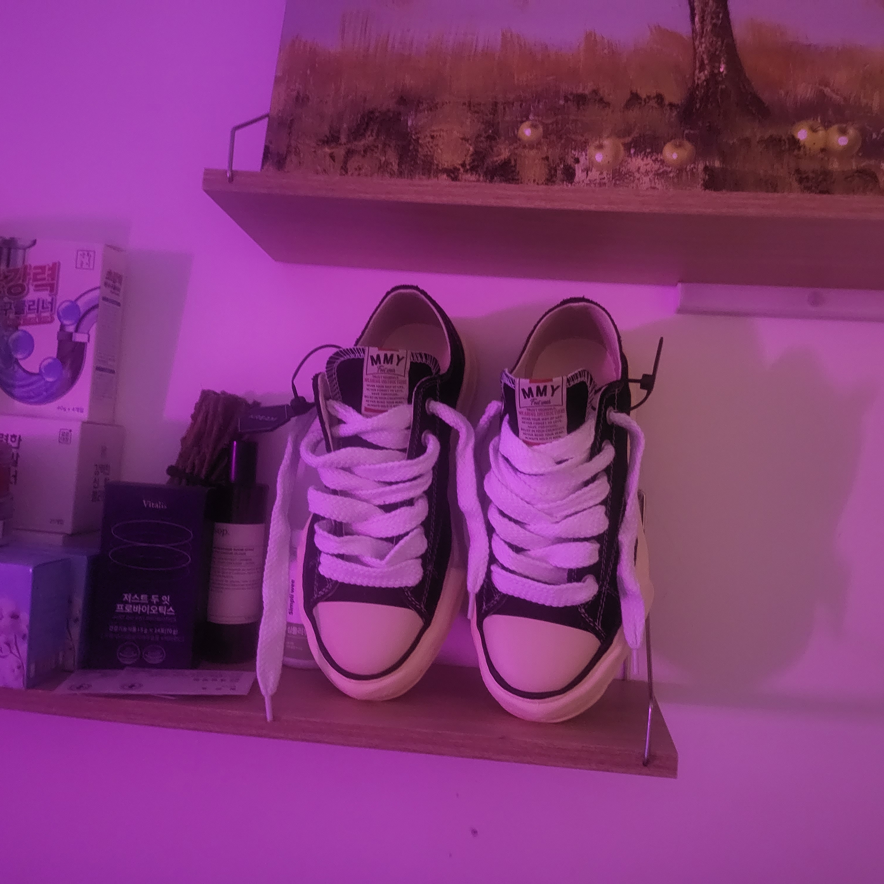 Maison Mihara Yasuhiro Peterson VL OG Sole Canvas Low-top Sneakers Black 착용 스타일