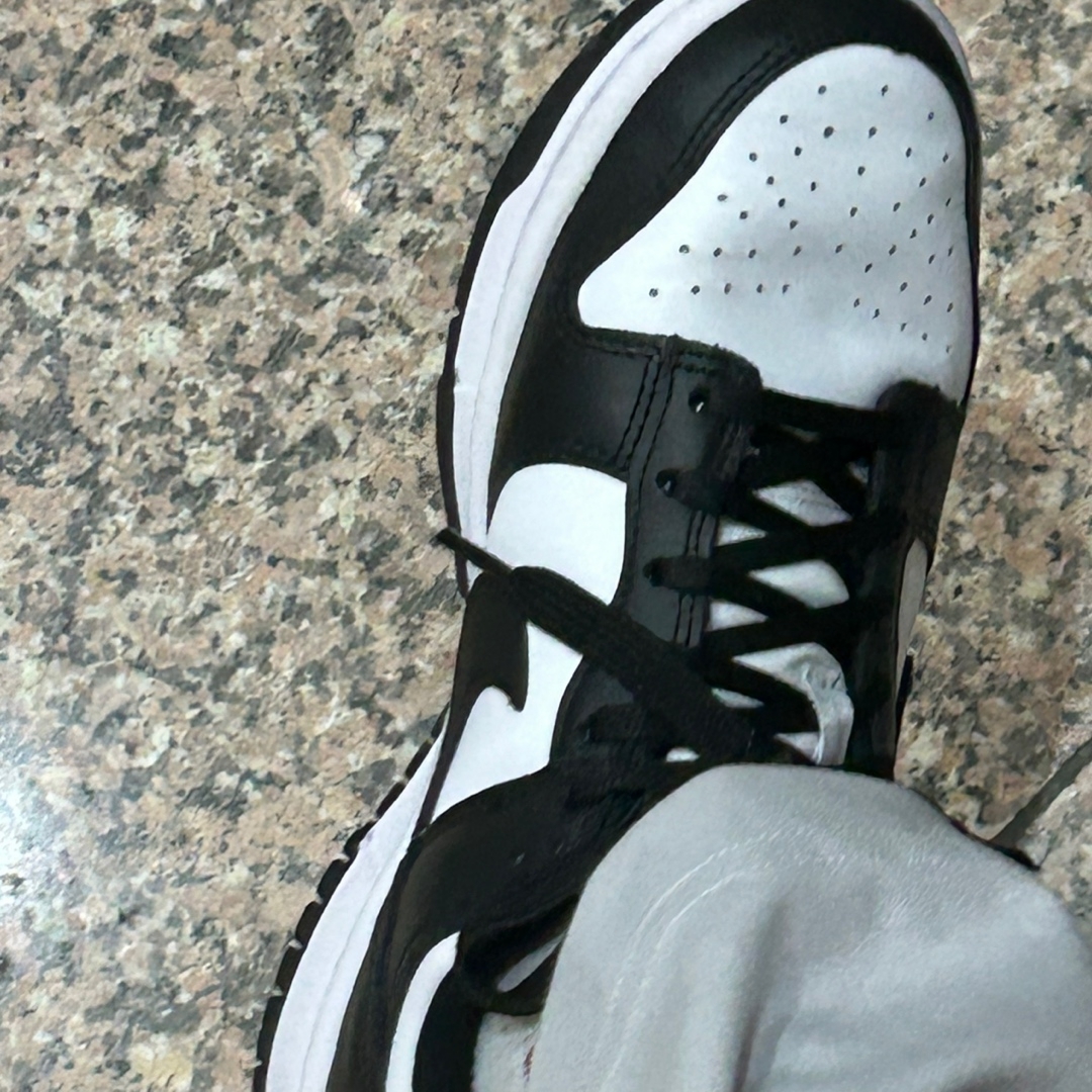 (W) Nike Dunk Low Black 착용 스타일