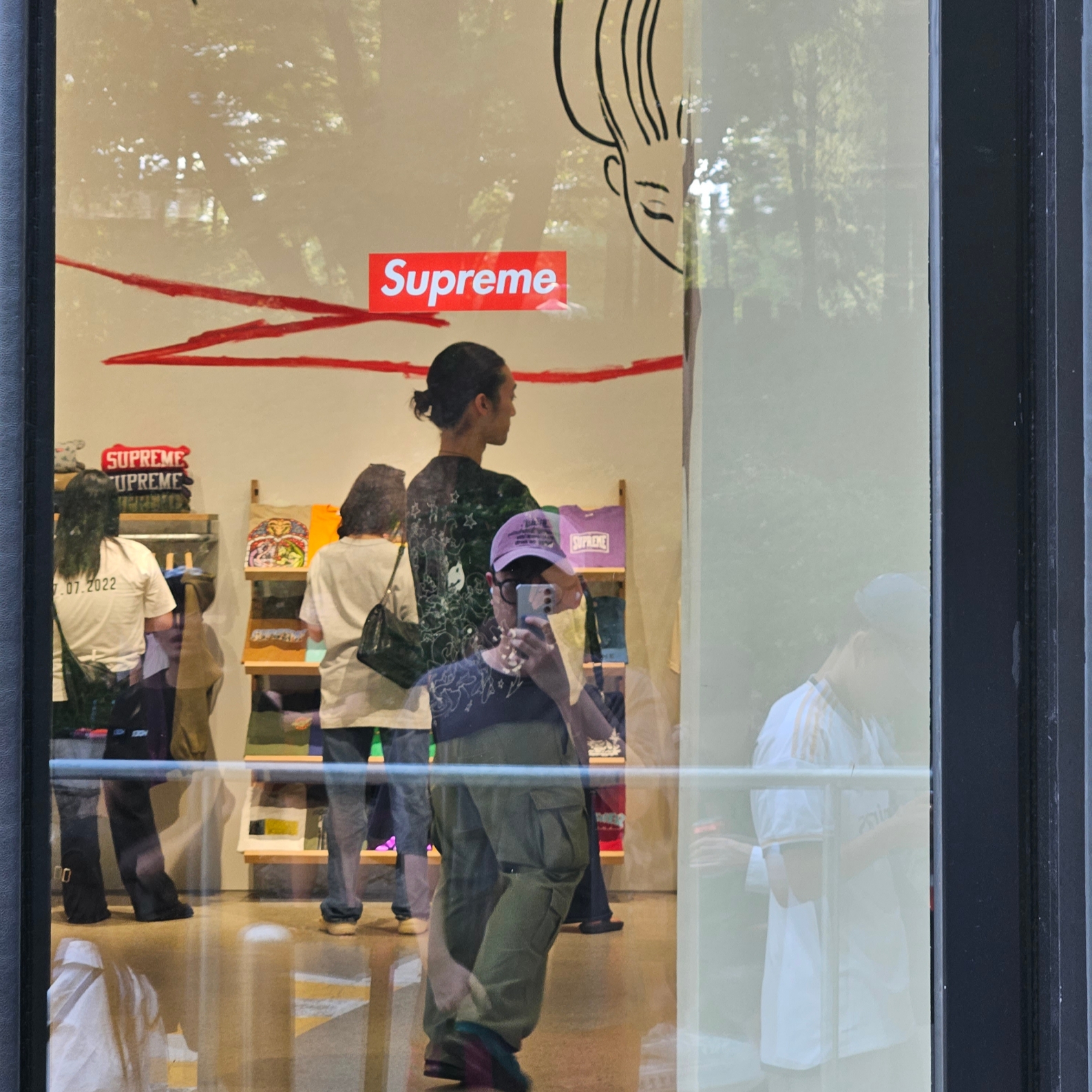 Supreme Varsity Hooded Sweatshirt Red - 23FW 착용 스타일