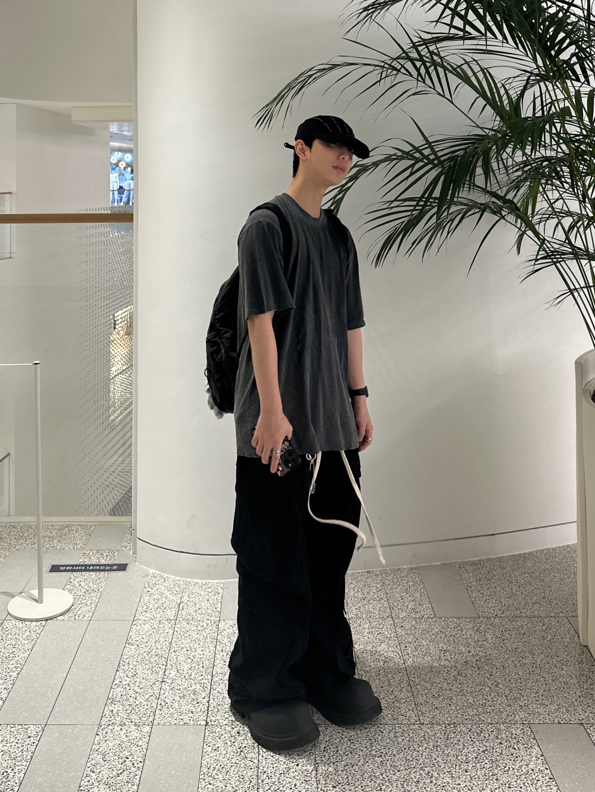 Balenciaga Steroid Derby Black 착용 스타일 - 4