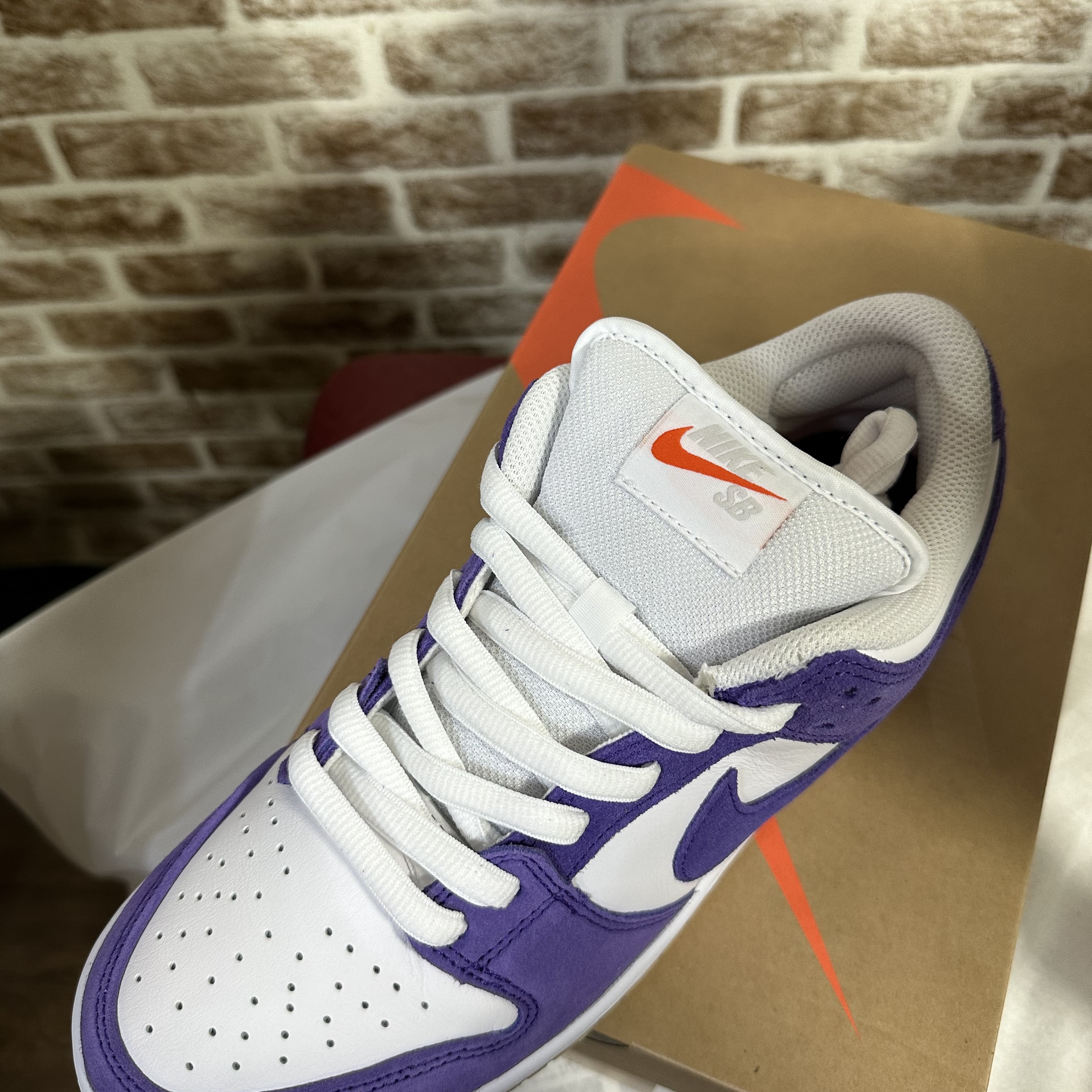 Nike Dunk Low Pro SB Court Purple 착용 스타일 - 2