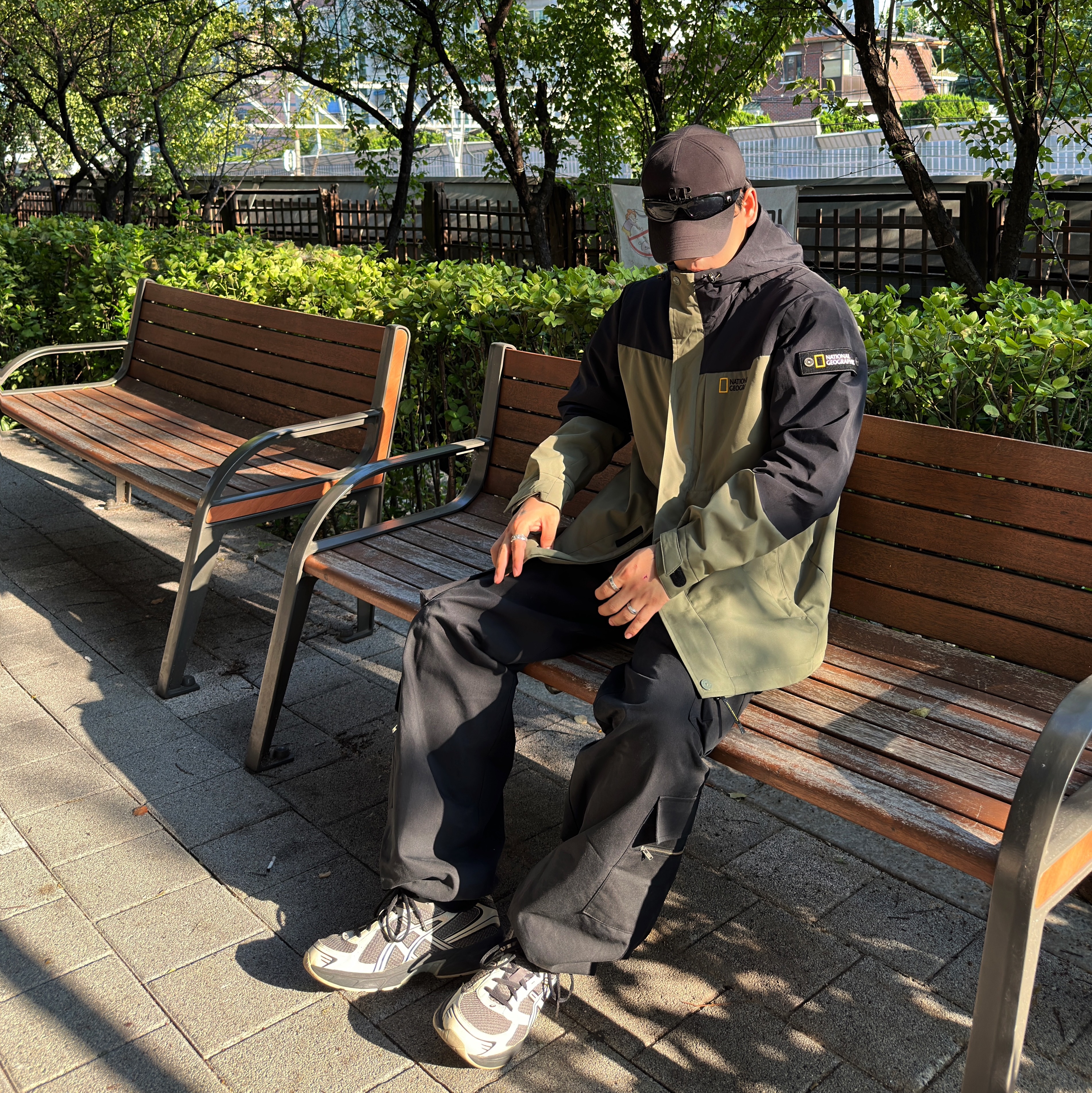 Asics x I4P Gel-1130 Mink Glacier Grey, C.P. Company Goggle Back Logo Cap Black - 21SS 착용 스타일 - 3