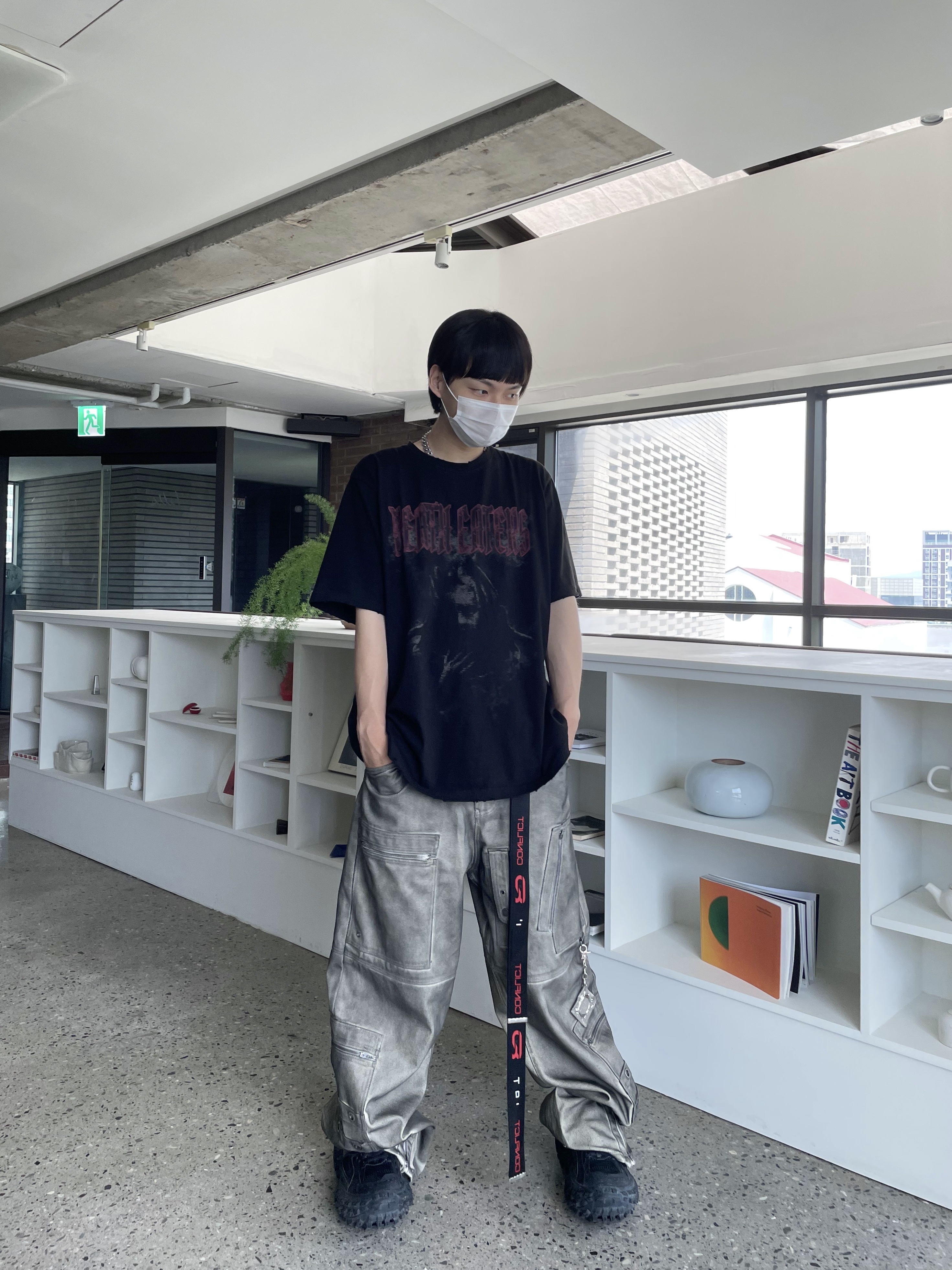 Undermycar Death Eaters Graphic T-Shirt Black - 23SS, Project G/R Flight Denim Pants Dust Grey 착용 스타일