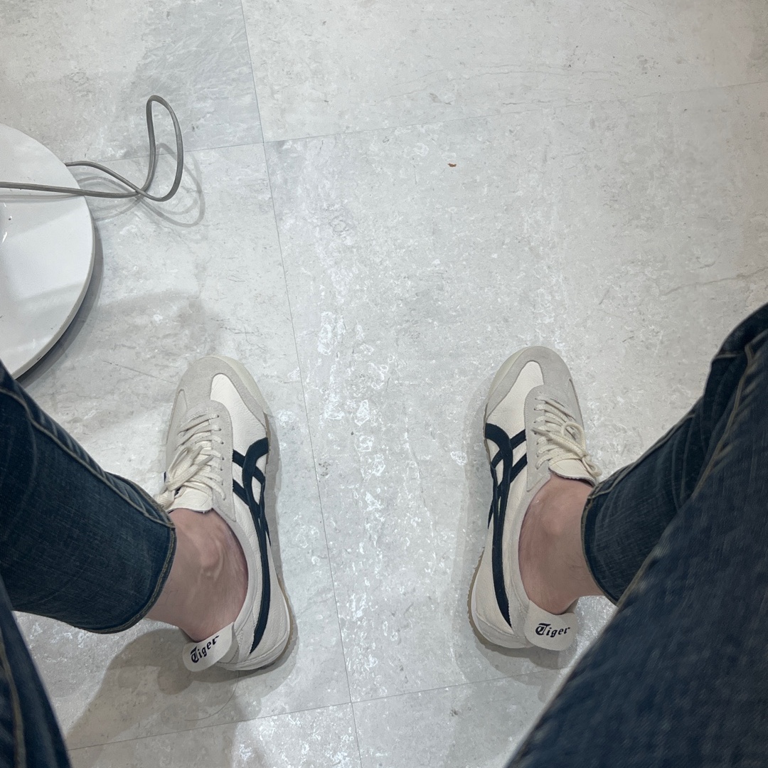 Onitsuka Tiger Mexico 66 Vintage White Black 착용 스타일