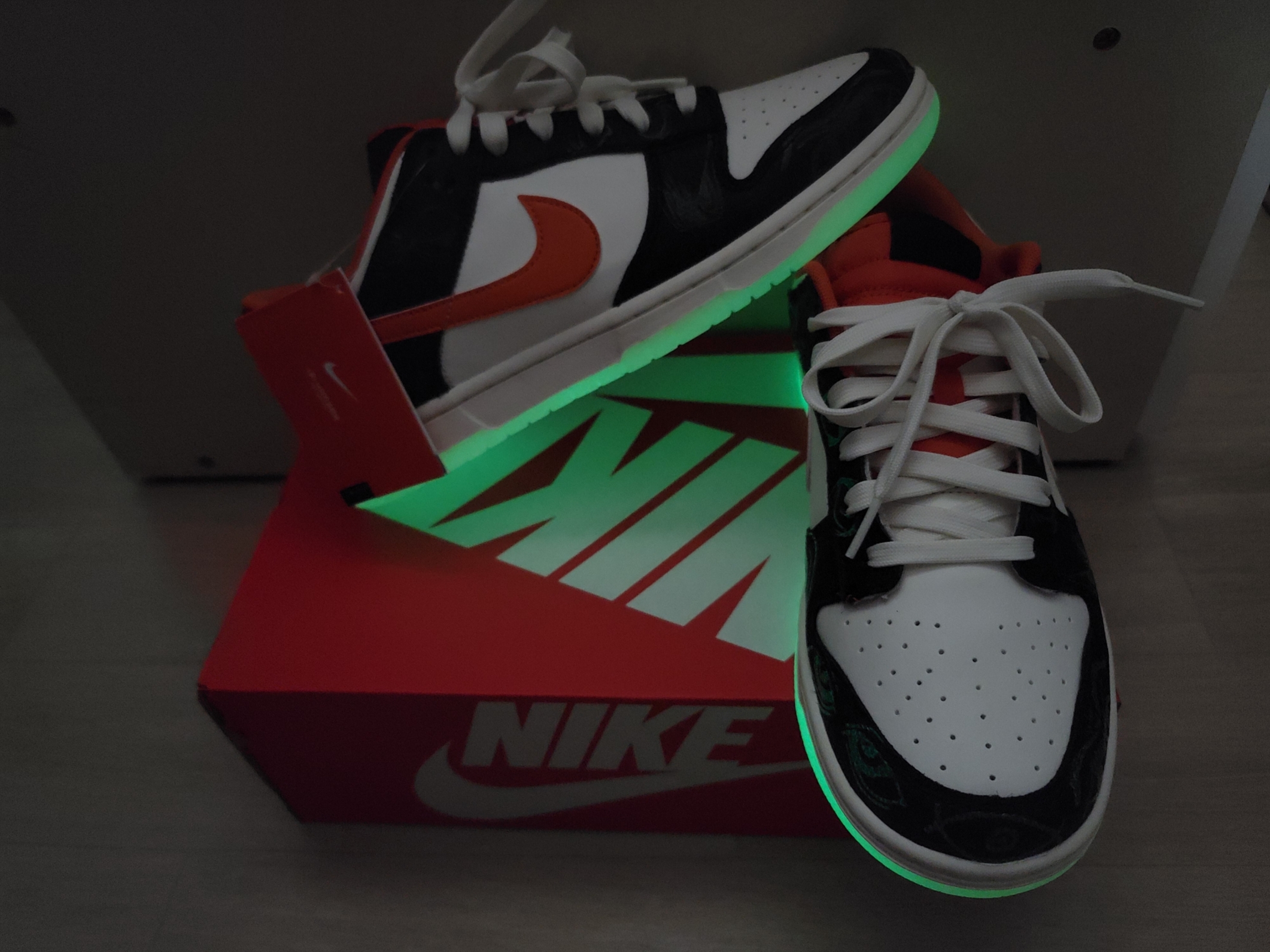 Nike Dunk Low Retro PRM Halloween 착용 스타일