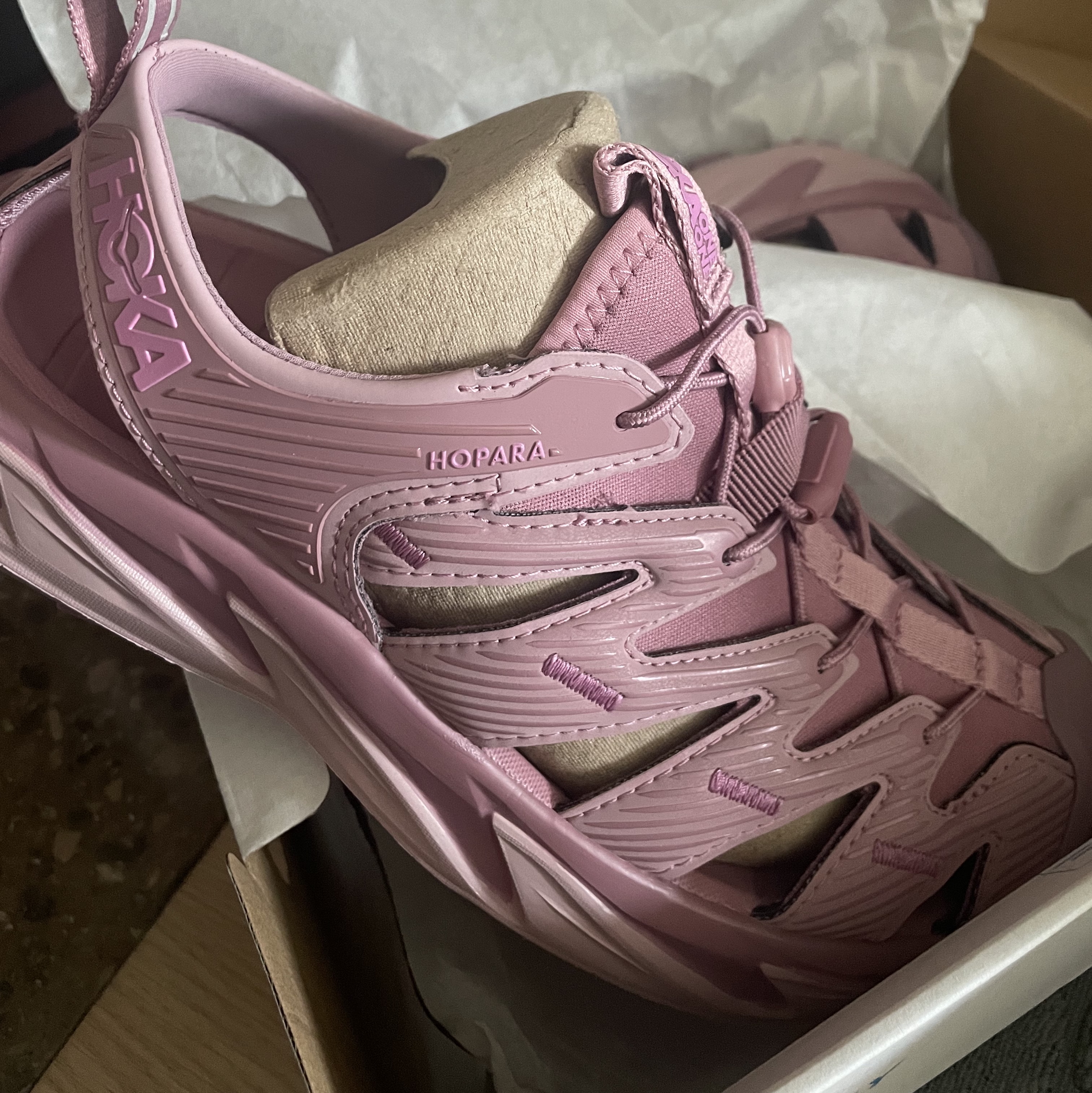 (W) Hoka Hopara Foxglove Pale Mauve 착용 스타일