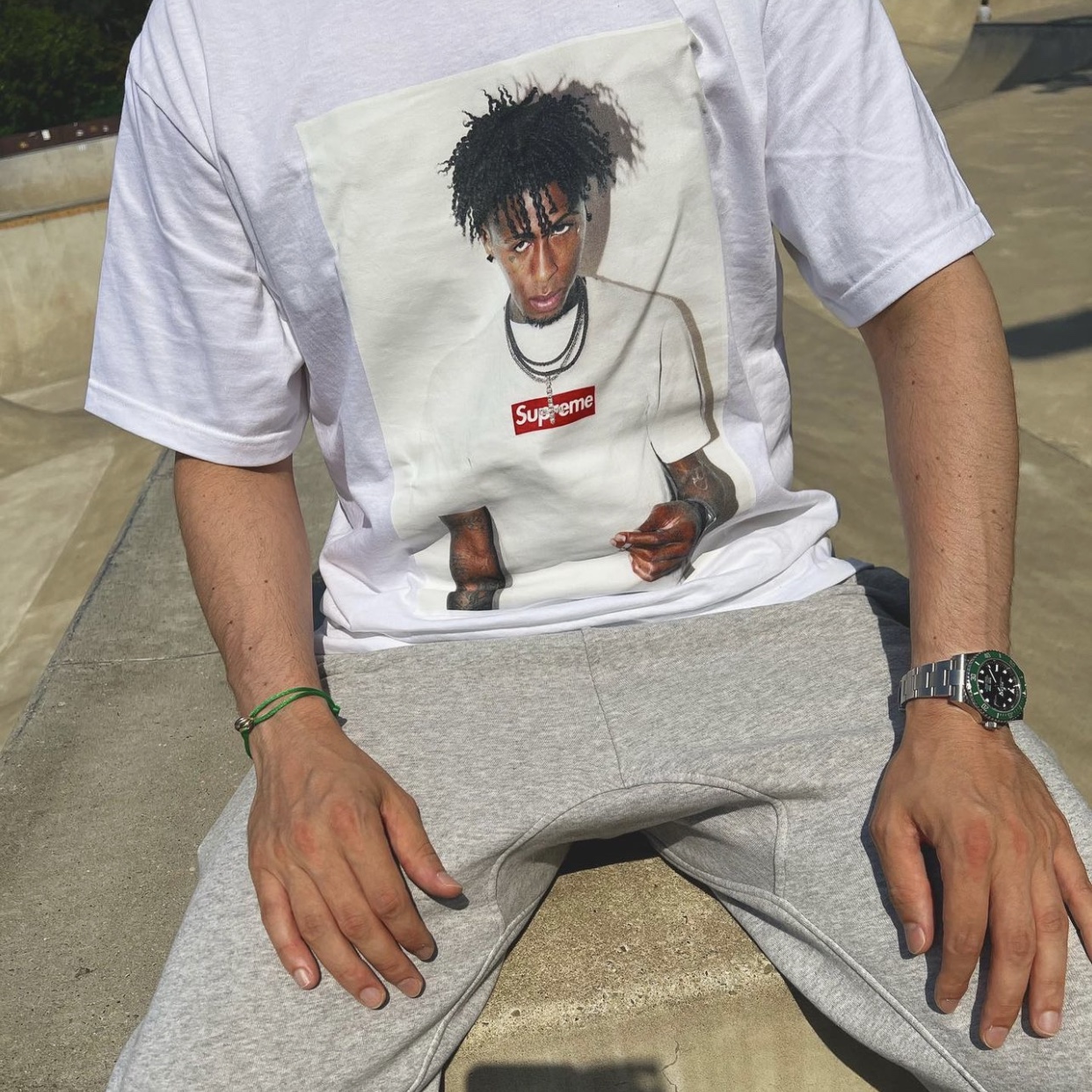Supreme NBA Youngboy T-Shirt White - 23FW 착용 스타일