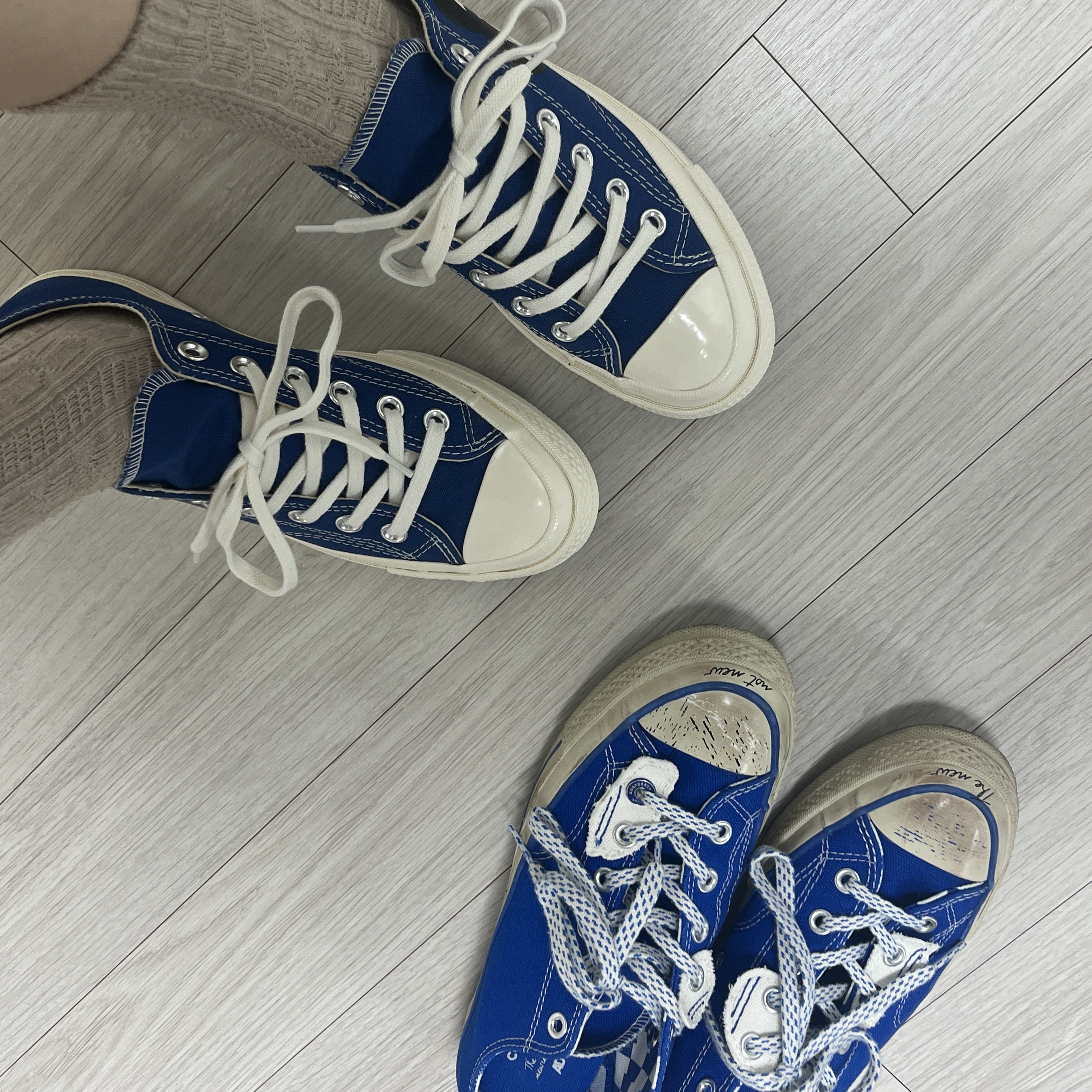 Converse x Play Comme des Garcons Chuck 70 Ox Blue Quartz 착용 스타일 - 2