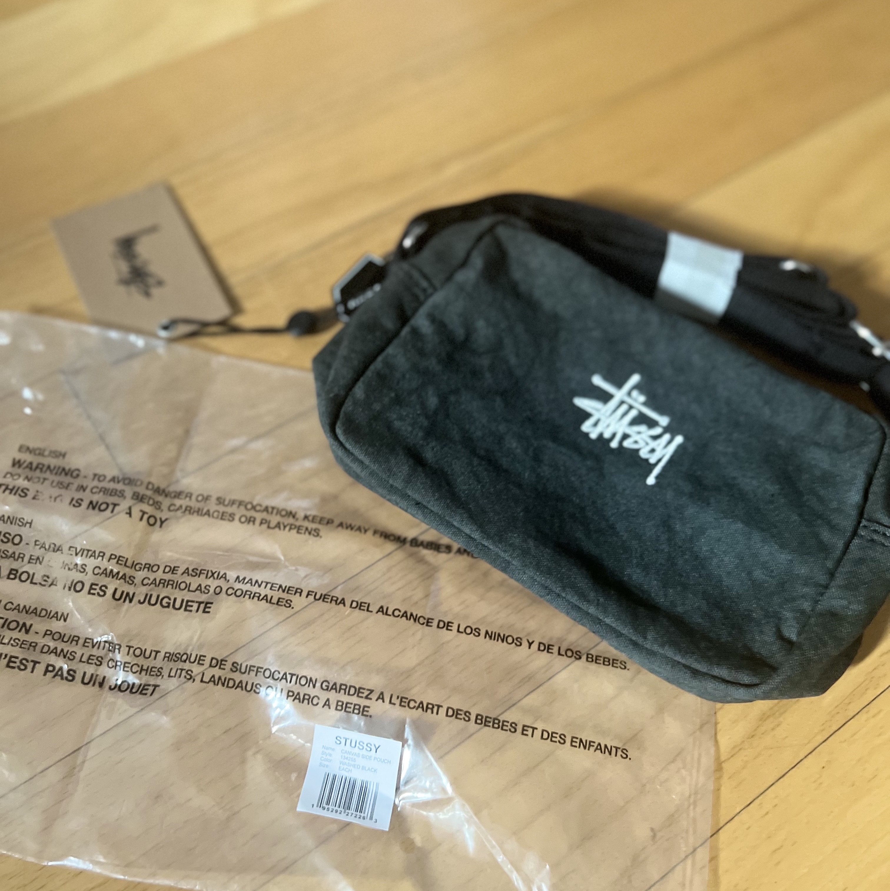 Stussy Canvas Side Pouch Washed Black 착용 스타일 - 4