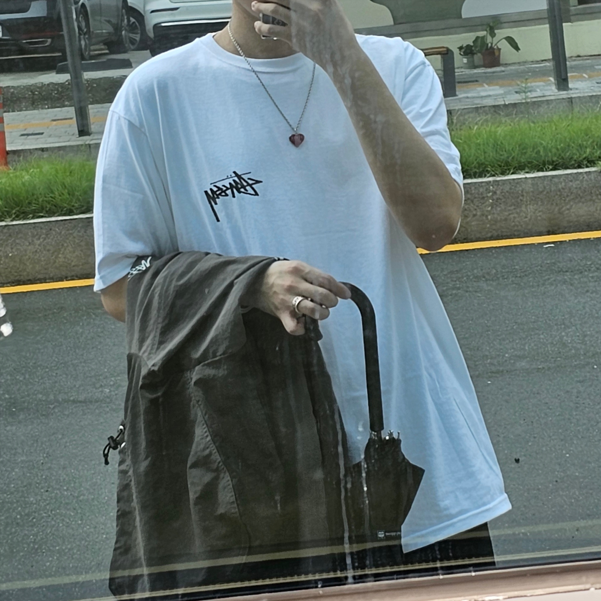 Human Made Heart Mini Keycharm Red, Stussy Wave Dye Beach Shell Jacket Black 착용 스타일