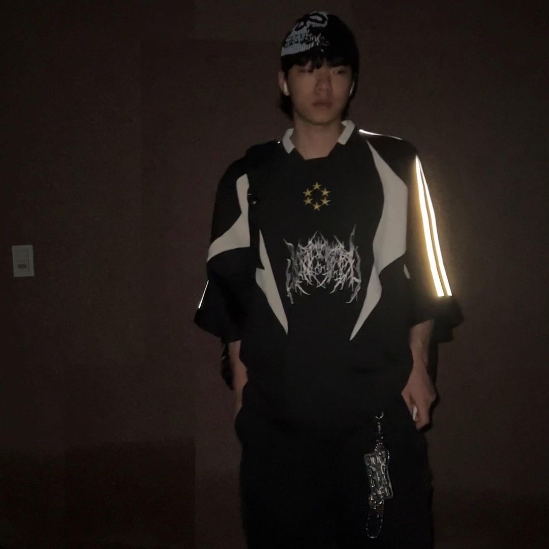 Ourpas 062 Jersey Black 착용 스타일