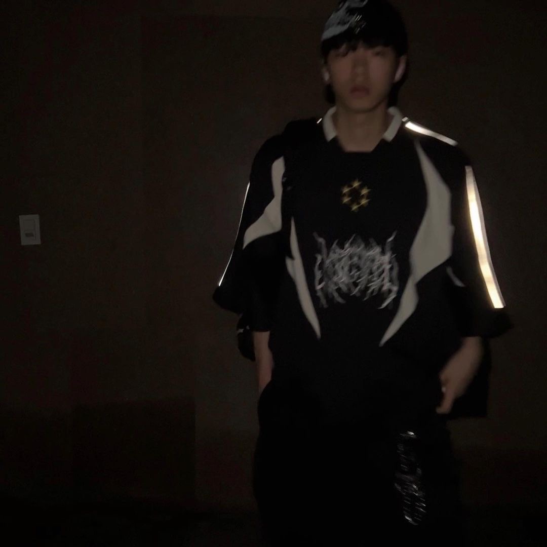 Ourpas 062 Jersey Black 착용 스타일