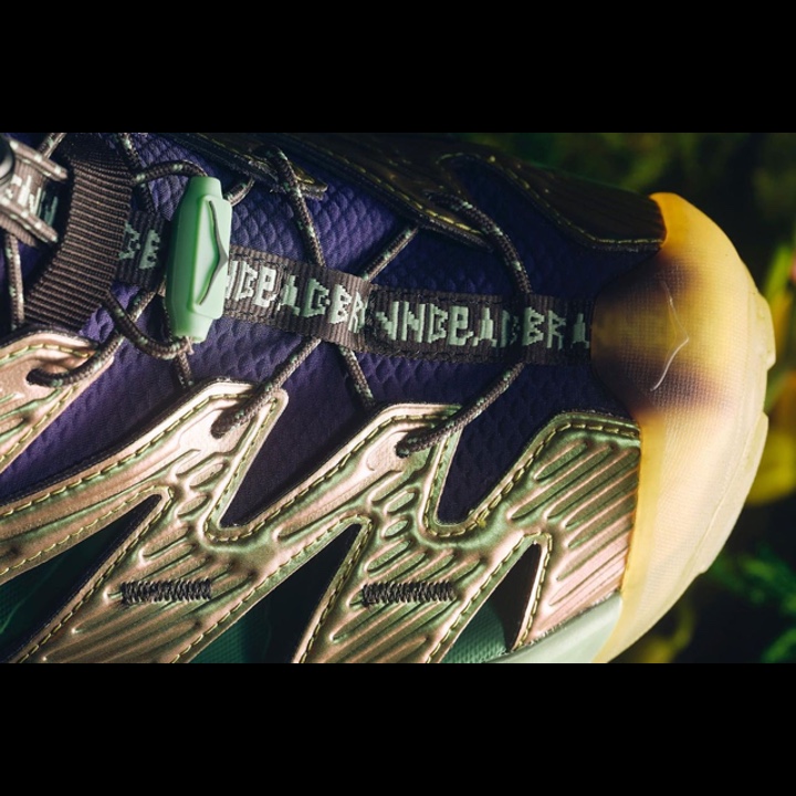 Hoka x Brain Dead Hopara Pea Pod Green 착용 스타일 - 4