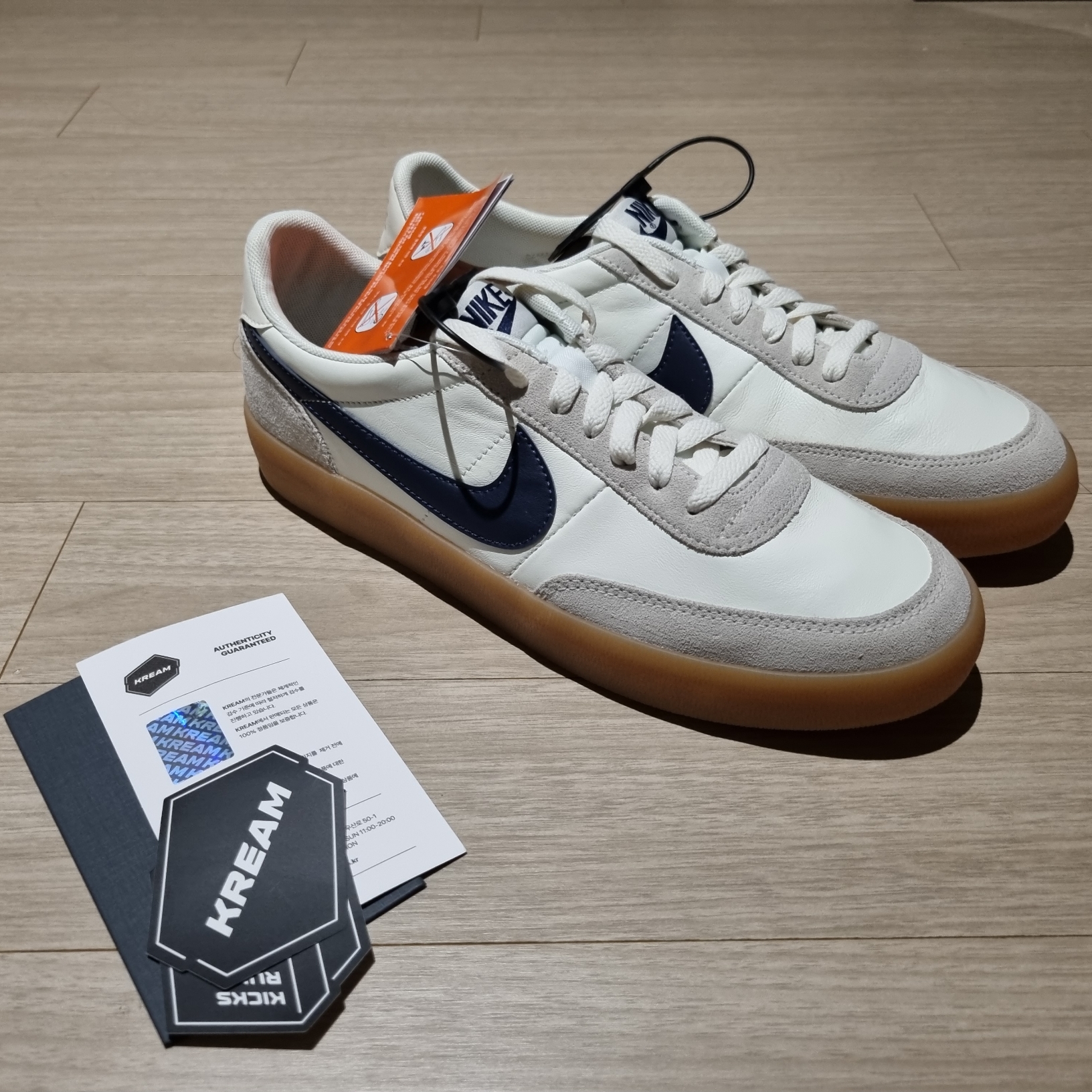 Nike x J.Crew Killshot 2 Sail Midnight Navy 착용 스타일
